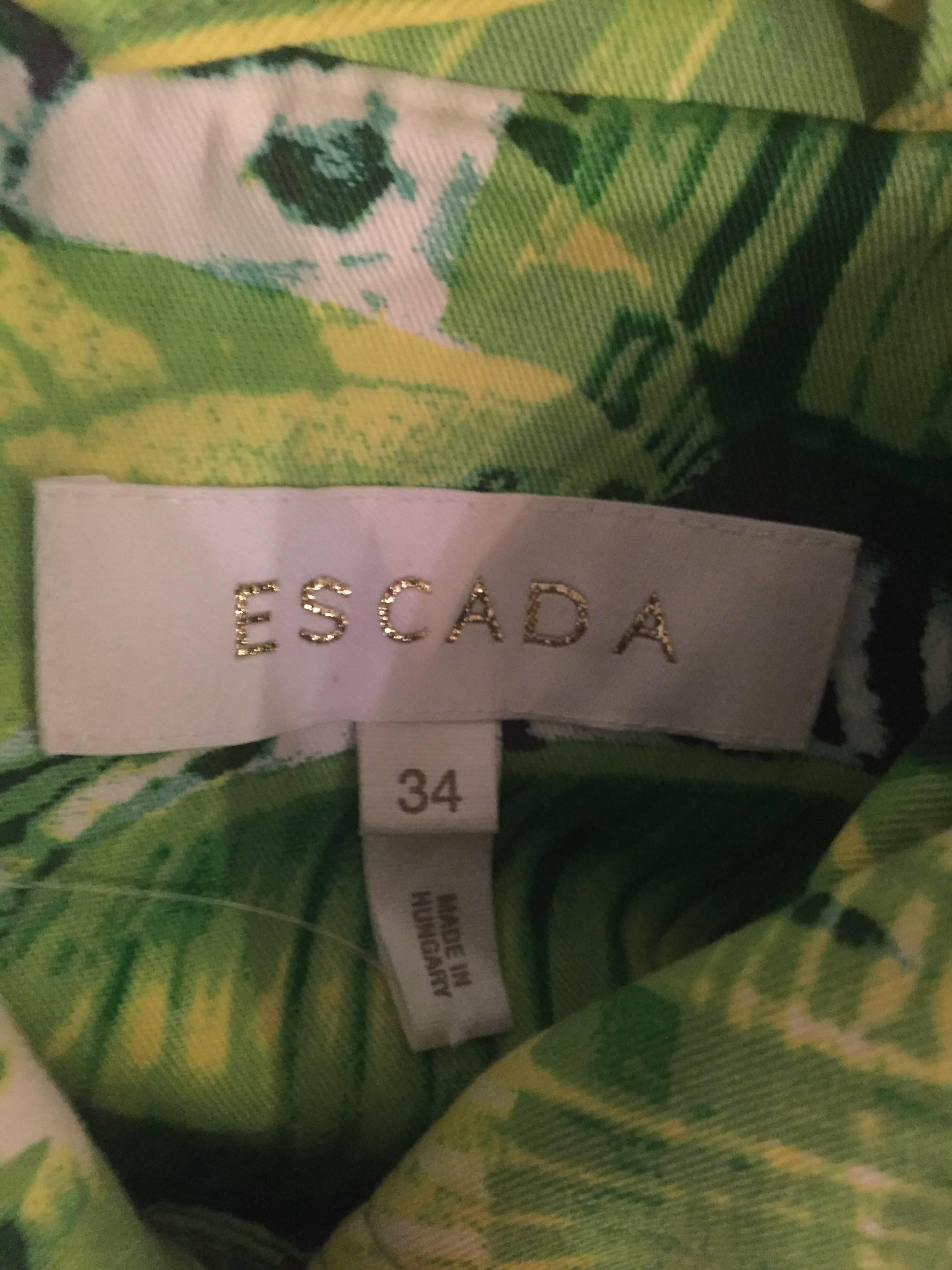 Amazing New ESCADA Green + White ' Palm Trees ' White Denim Jacket  For Sale 5
