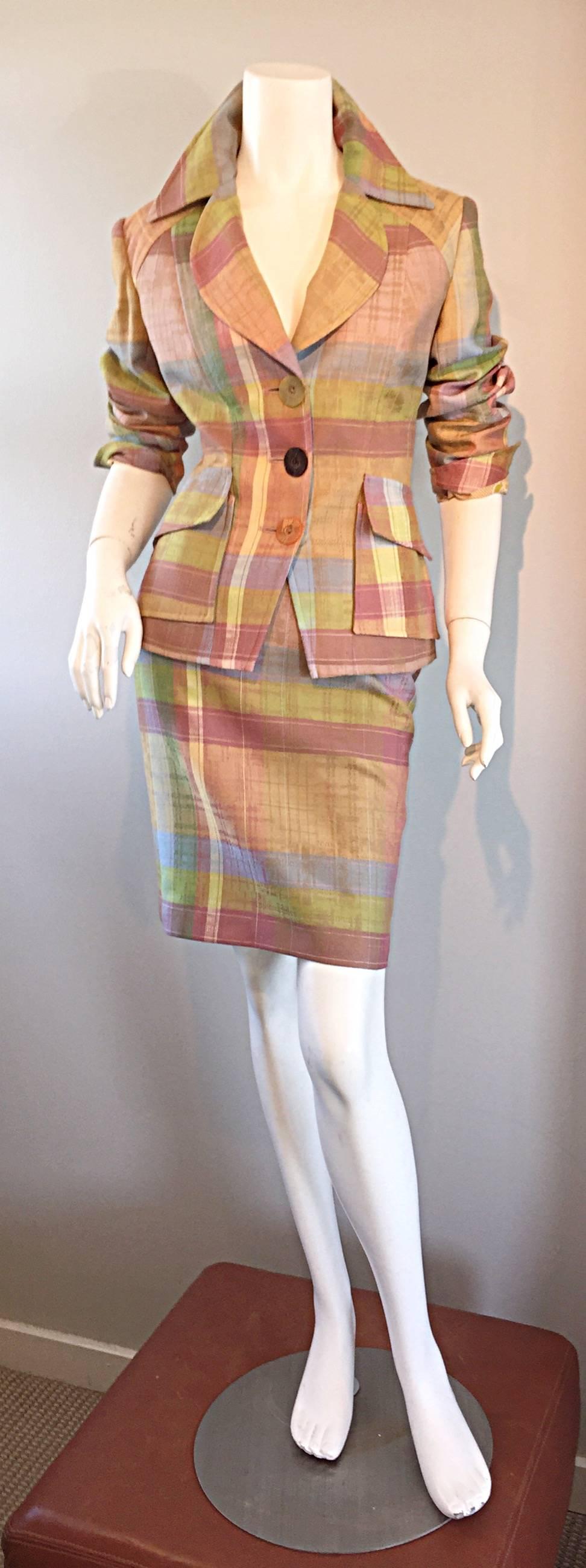 Christian Lacroix - Tailleur jupe vintage à carreaux asymétriques et pastel, années 1990 Excellent état - En vente à San Diego, CA