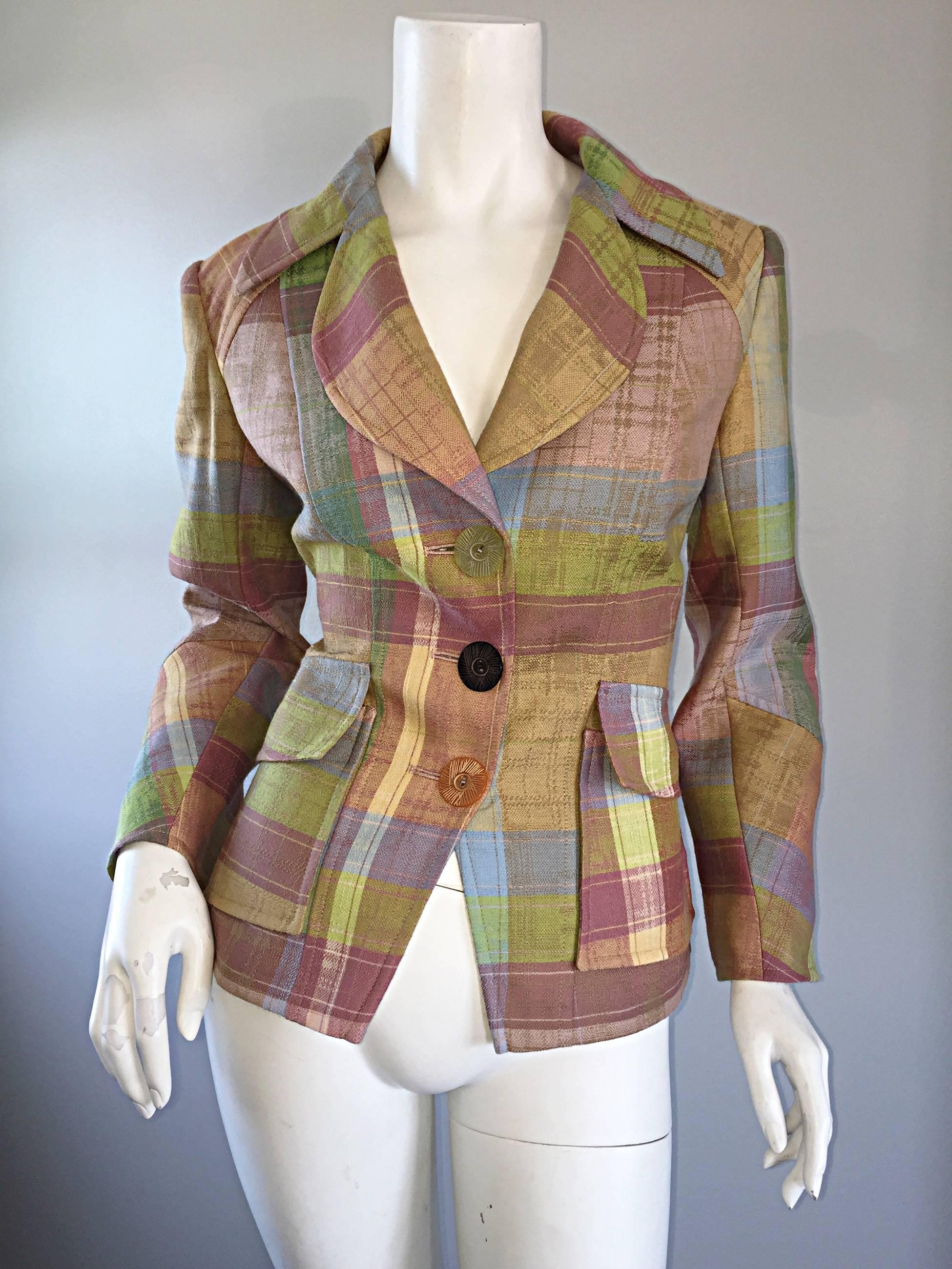 Christian Lacroix - Tailleur jupe vintage à carreaux asymétriques et pastel, années 1990 en vente 3
