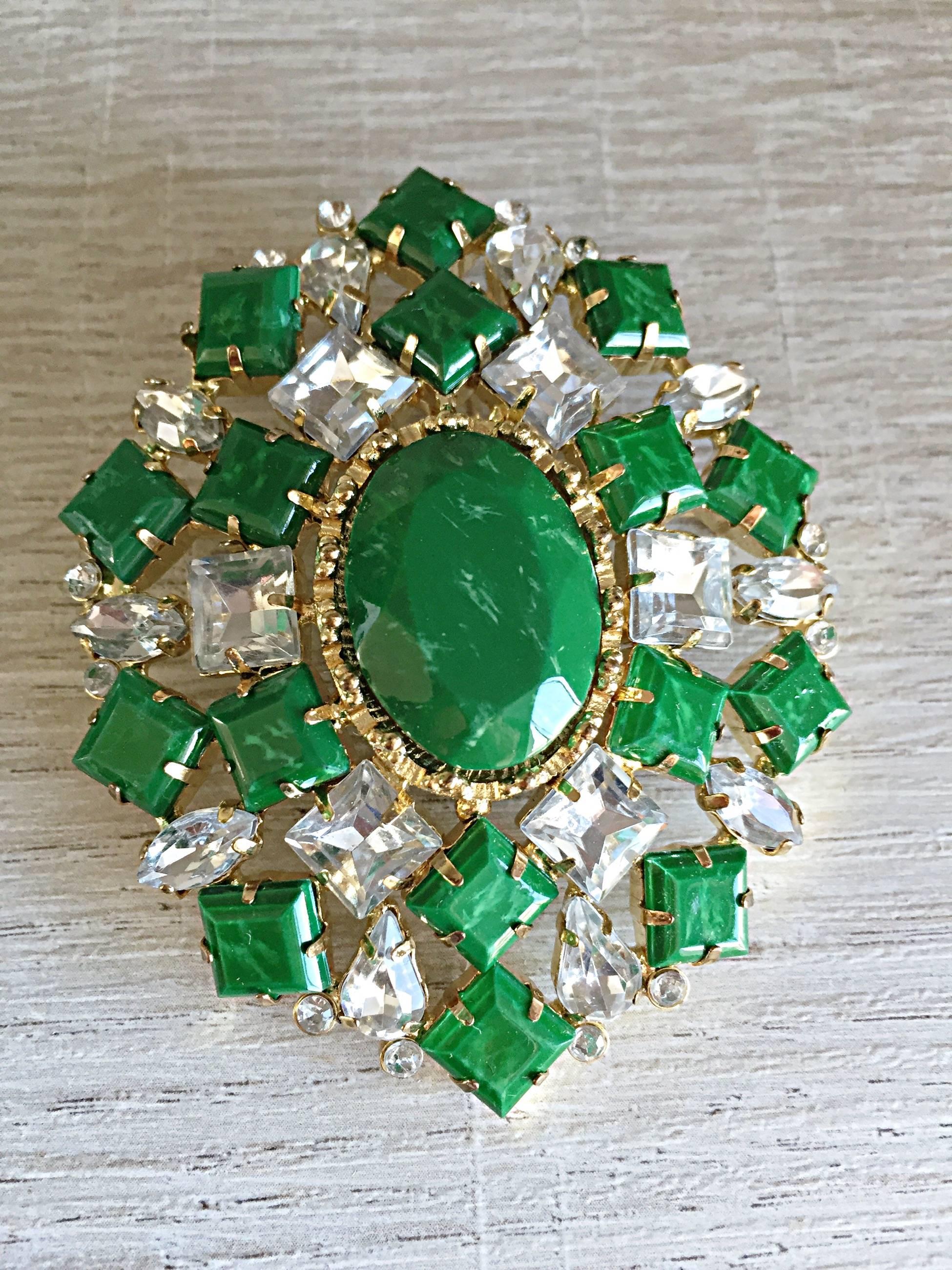 Gorgeous Vintage Arnold Scaasi 1960s Emerald Green Rhinestone Large Brooch Pin  In Excellent Condition In San Diego, CA