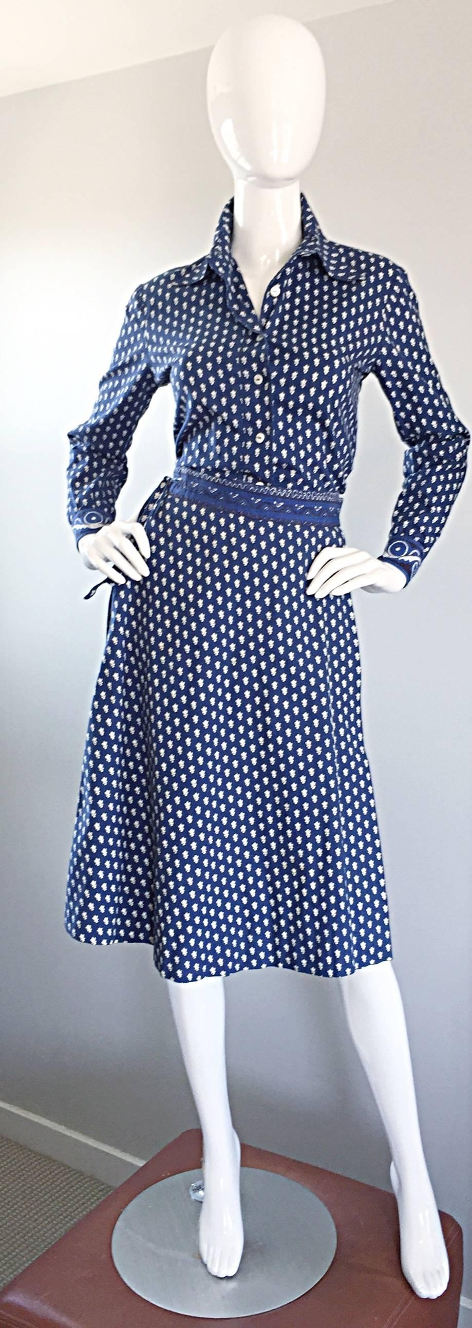 1970s La Provence De Pierre Deux Blue Printed Vintage Wrap Skirt and Blouse Set 2