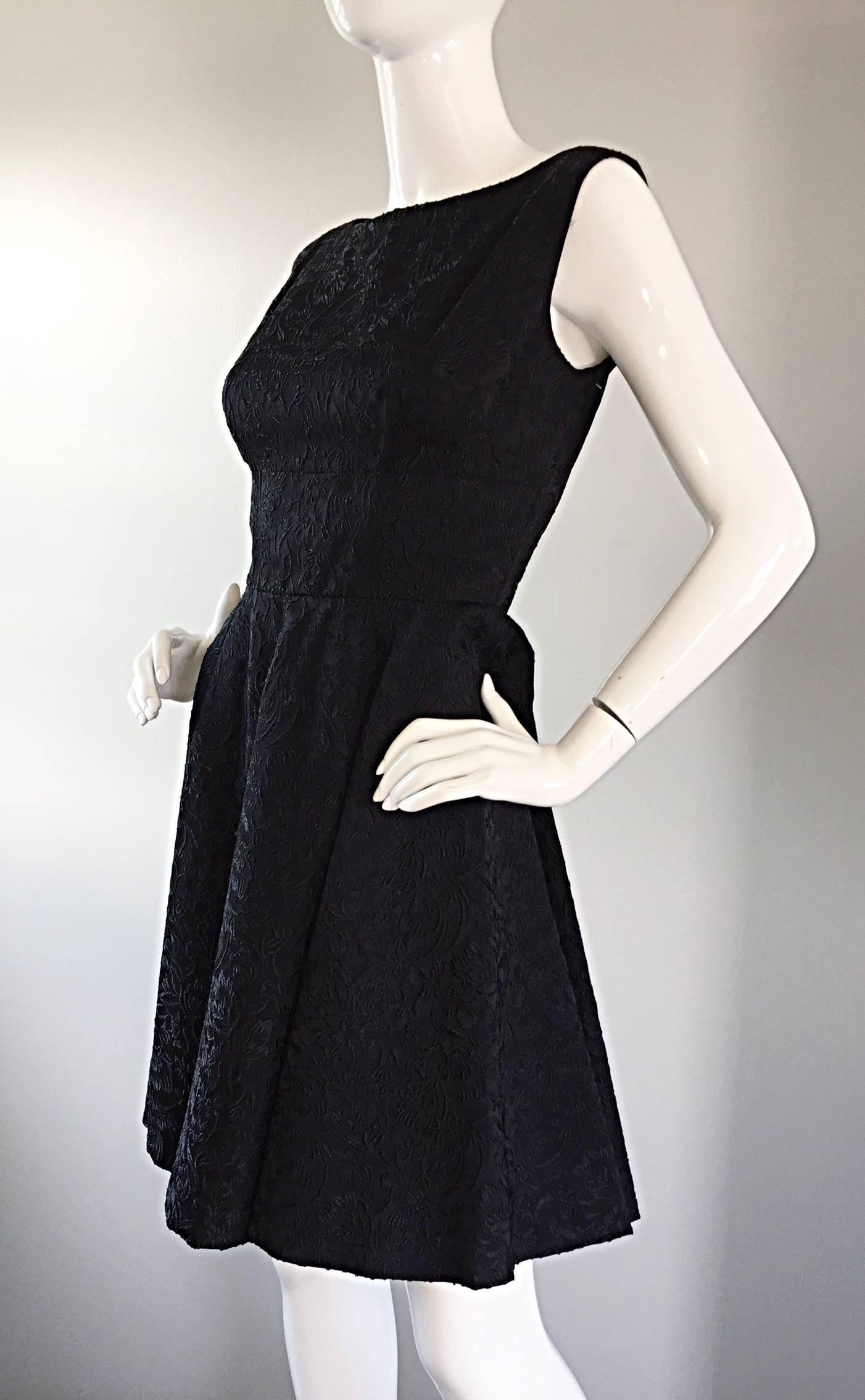 Women's Perfect 1950s Fit & Flare Silk Embroidered 50s Vintage Little Black Dress LBD