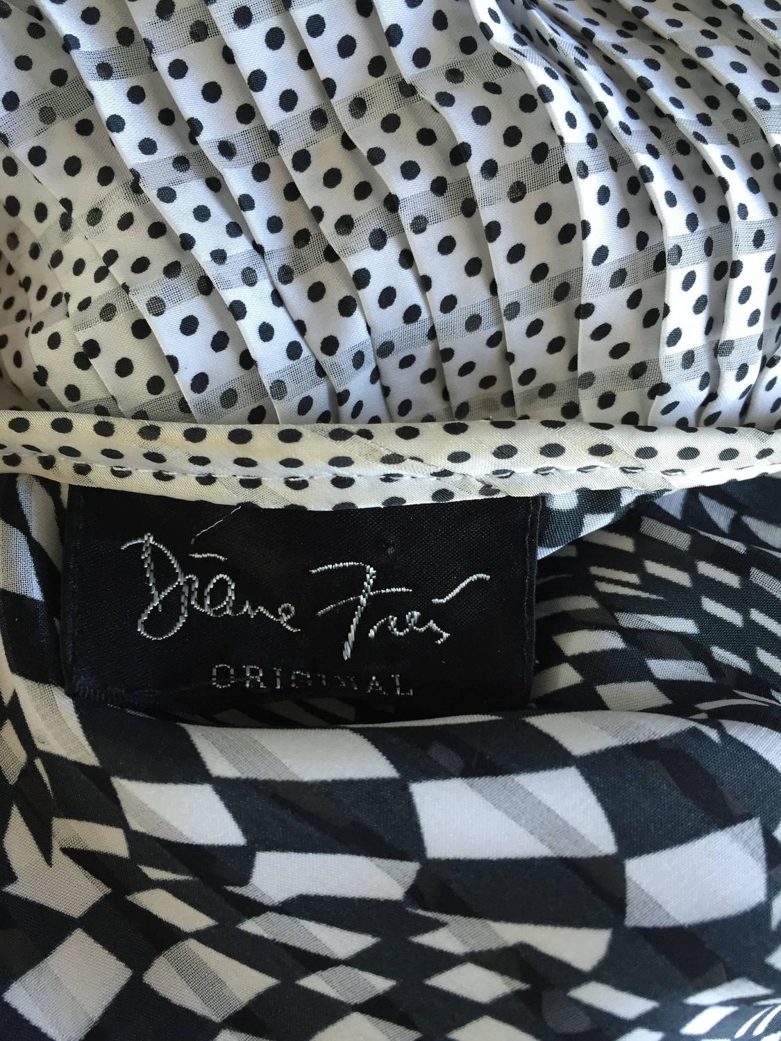Vintage Diane Freis Black and White 3 D Geometric Print Boho Dress ...