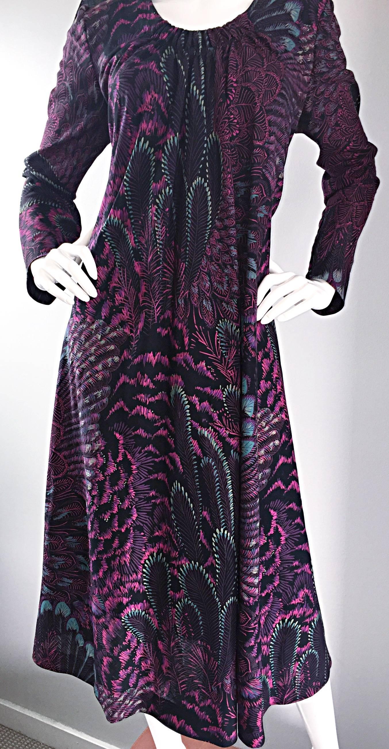Incredible 1970s Pauline Trigere ' Peacock Feather ' Vintage Dress & Head Scarf 4