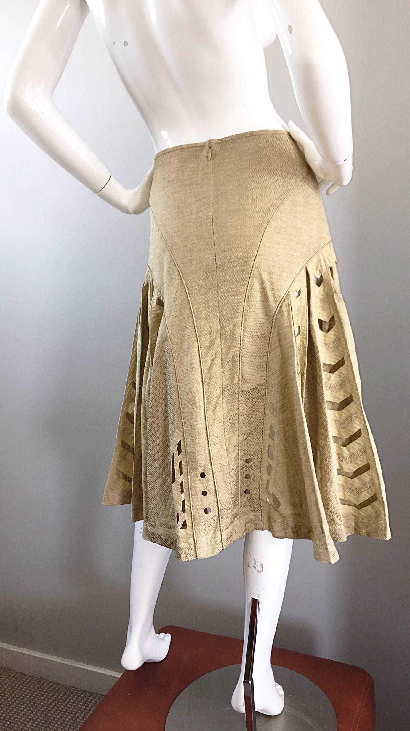 Women's Zac Posen Khaki Linen + Cotton Crochet Cut - Out Size 12 Full A - Line Skirt For Sale