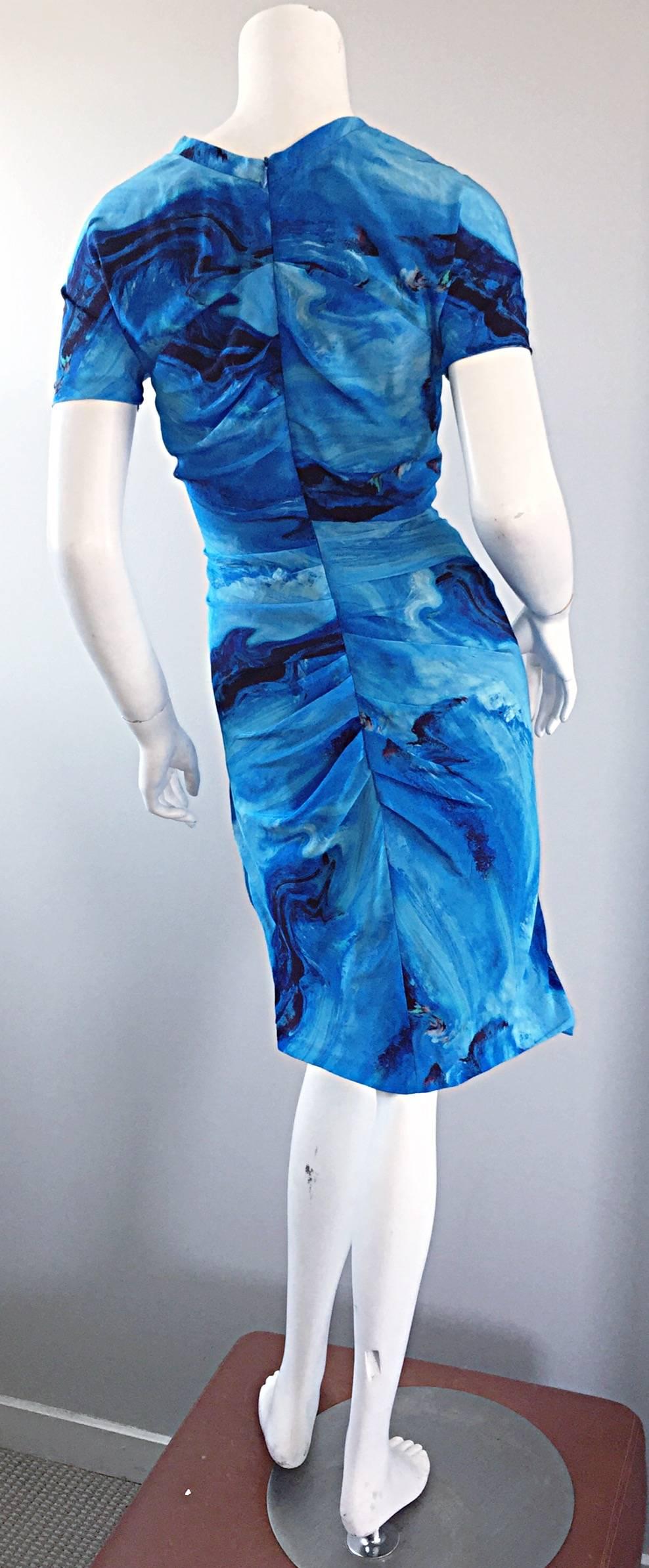 Women's Vera Wang Collection 1990s Rare ' Ocean Wave ' Print 100% Silk 90s Ruched Dress