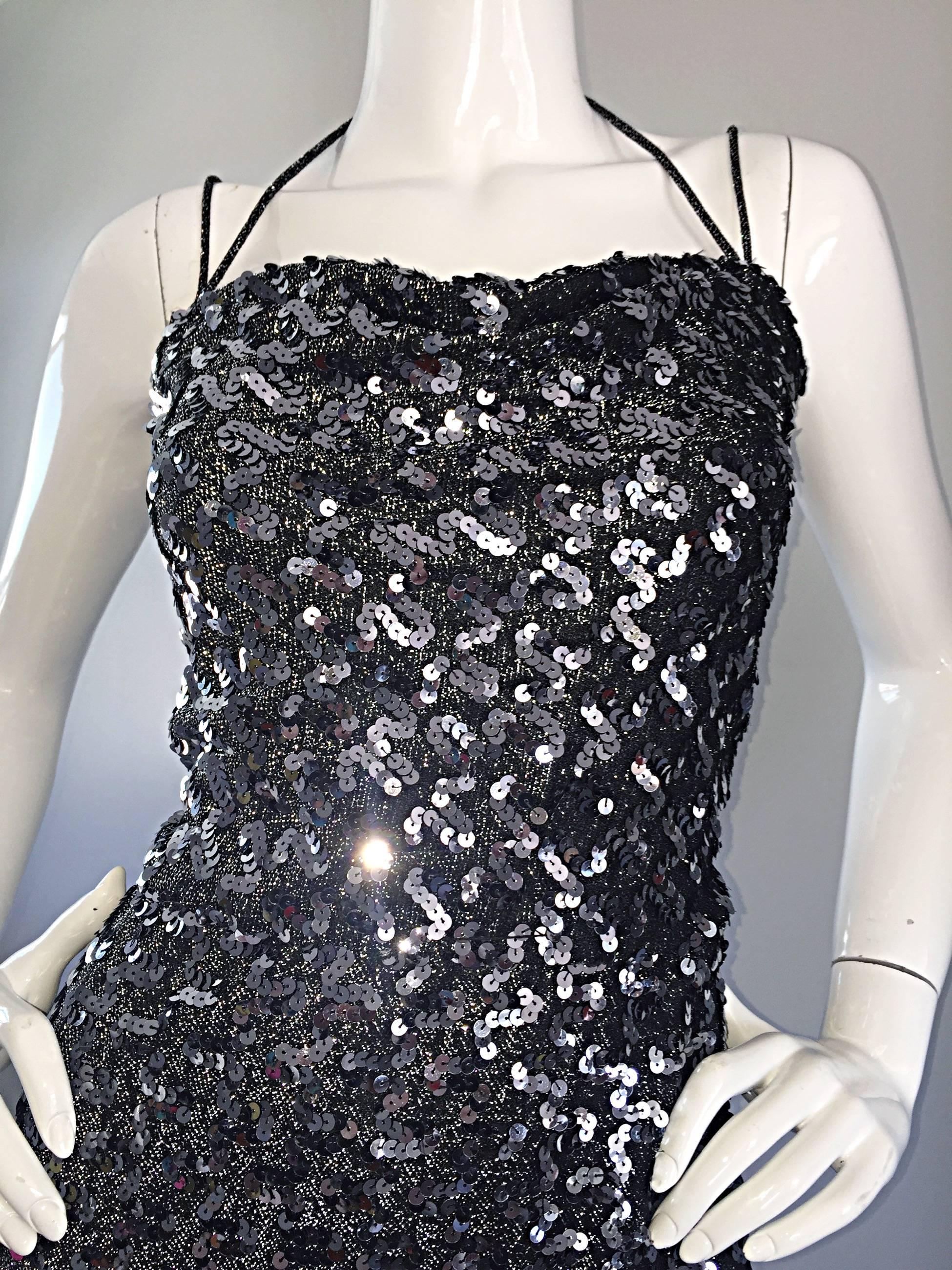 Amazing 1970s Norman Berg for Buckner's Silver Sequin Knit Vintage Halter Dress In Excellent Condition For Sale In San Diego, CA