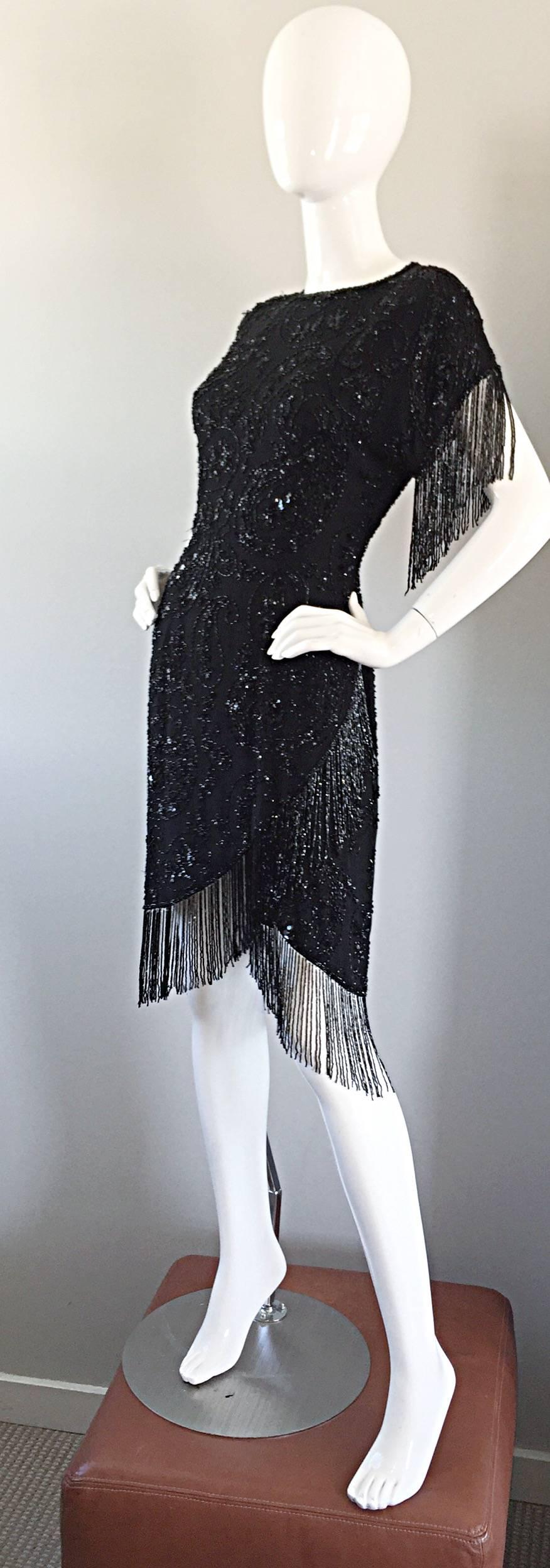 Exquisite Vintage Oleg Cassini ' Flapper ' Sz 10 Black Silk Beaded Sequin Dress  In Excellent Condition In San Diego, CA