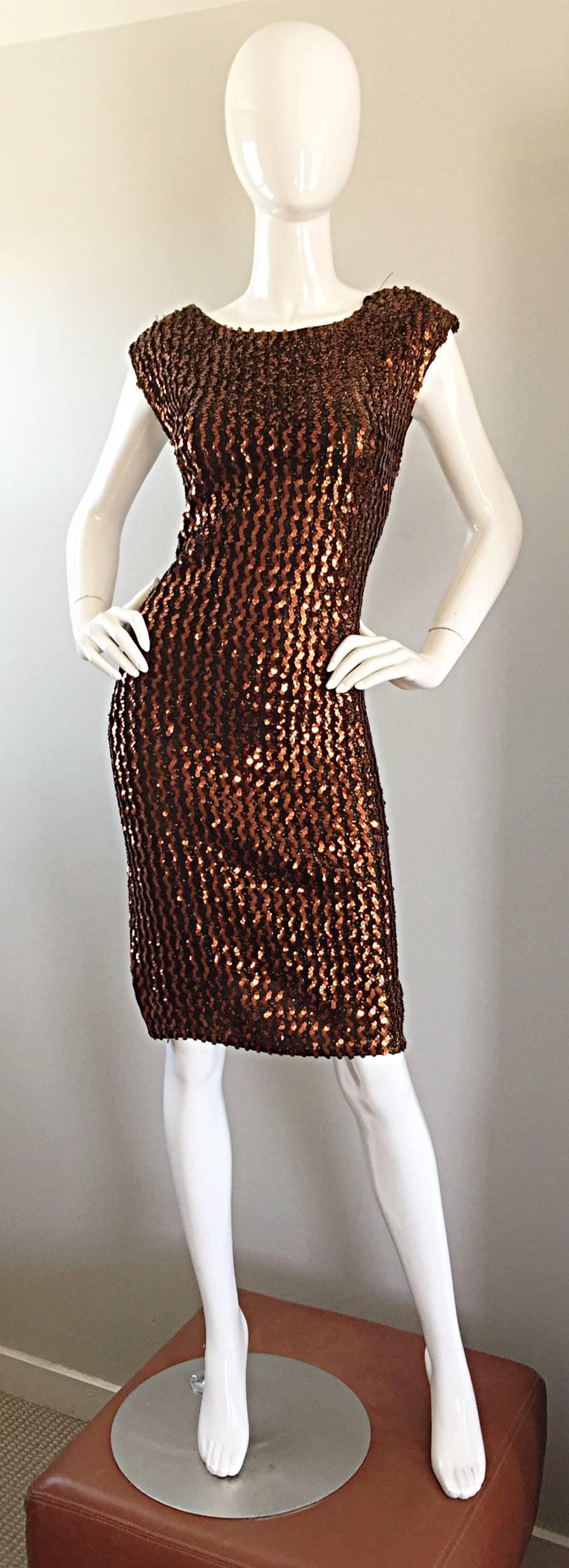 Sexy vintage ELLEN WARREN for DAVID HOWARD 70s bronze knit sequin dress! Channel your inner disco self in the stunning bodycon number! Plunging back reveals just the right amount of skin. Flattering cap sleeves, with an impressive fit that