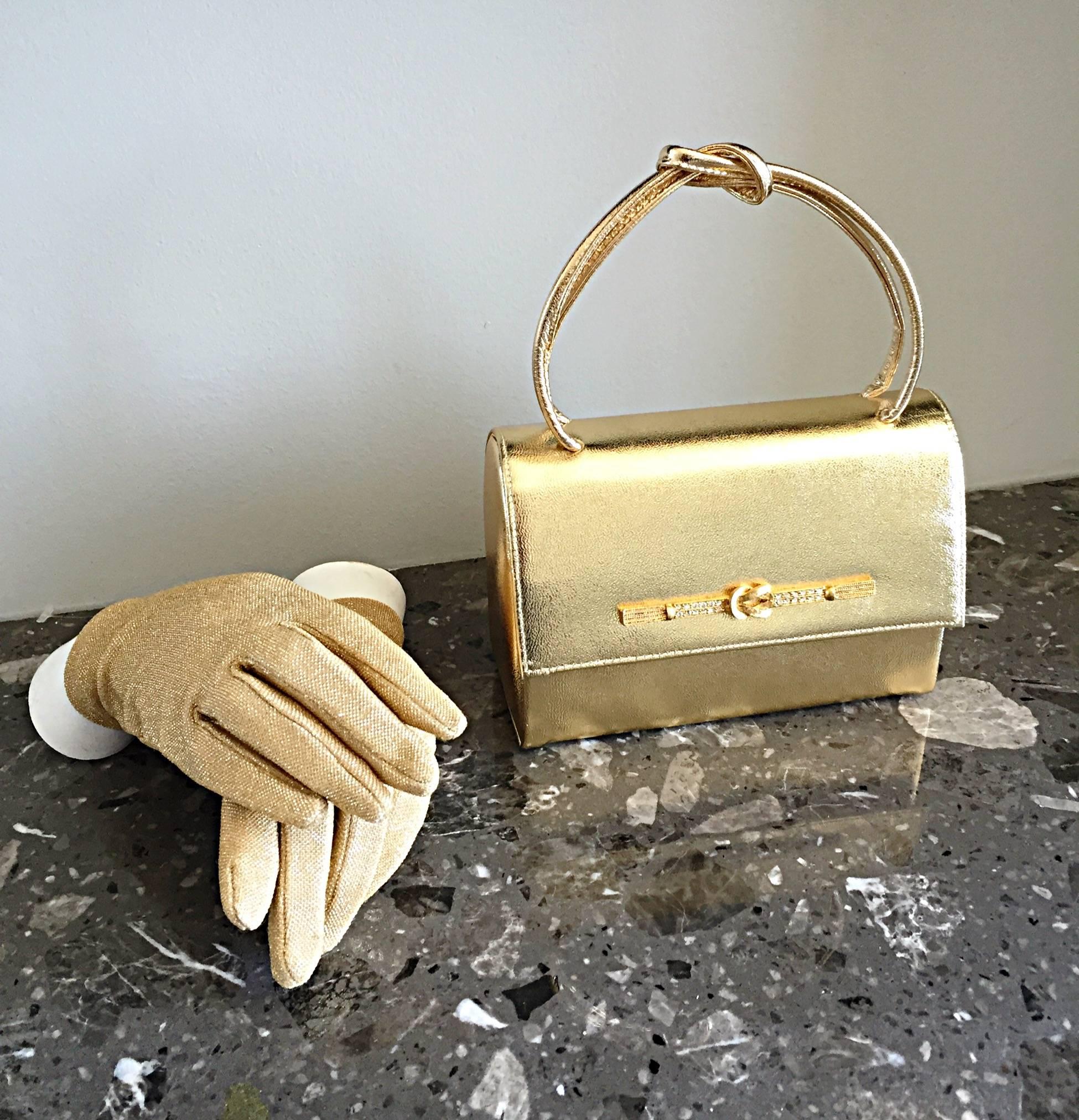1950s Vintage Gold Metallic Leather 50s Purse Bag w/ Matching Gold Lurex Gloves In Excellent Condition In San Diego, CA