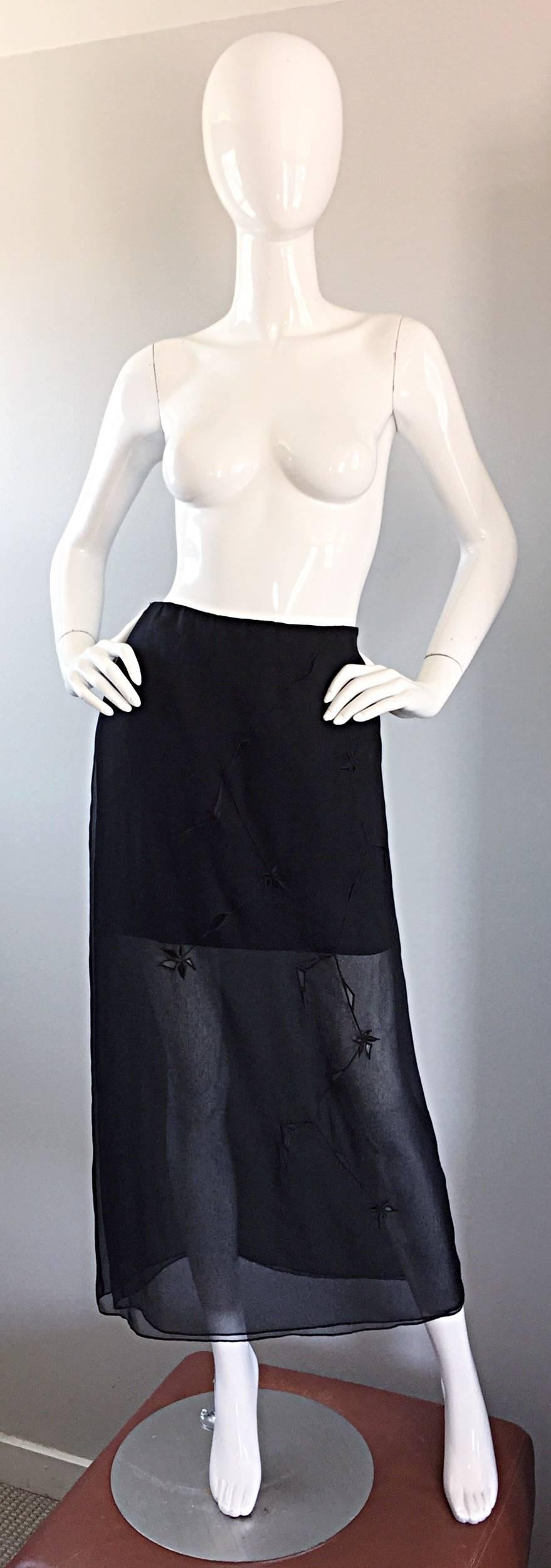 Beautiful brand new with tags ALBERTA FERRETTI 90s vintage black silk mini skirt with attached embroidered chiffon overlay! Features crochet embroidery throughout the front and back of the chiffon overlay. Overlay features two layers of the softest