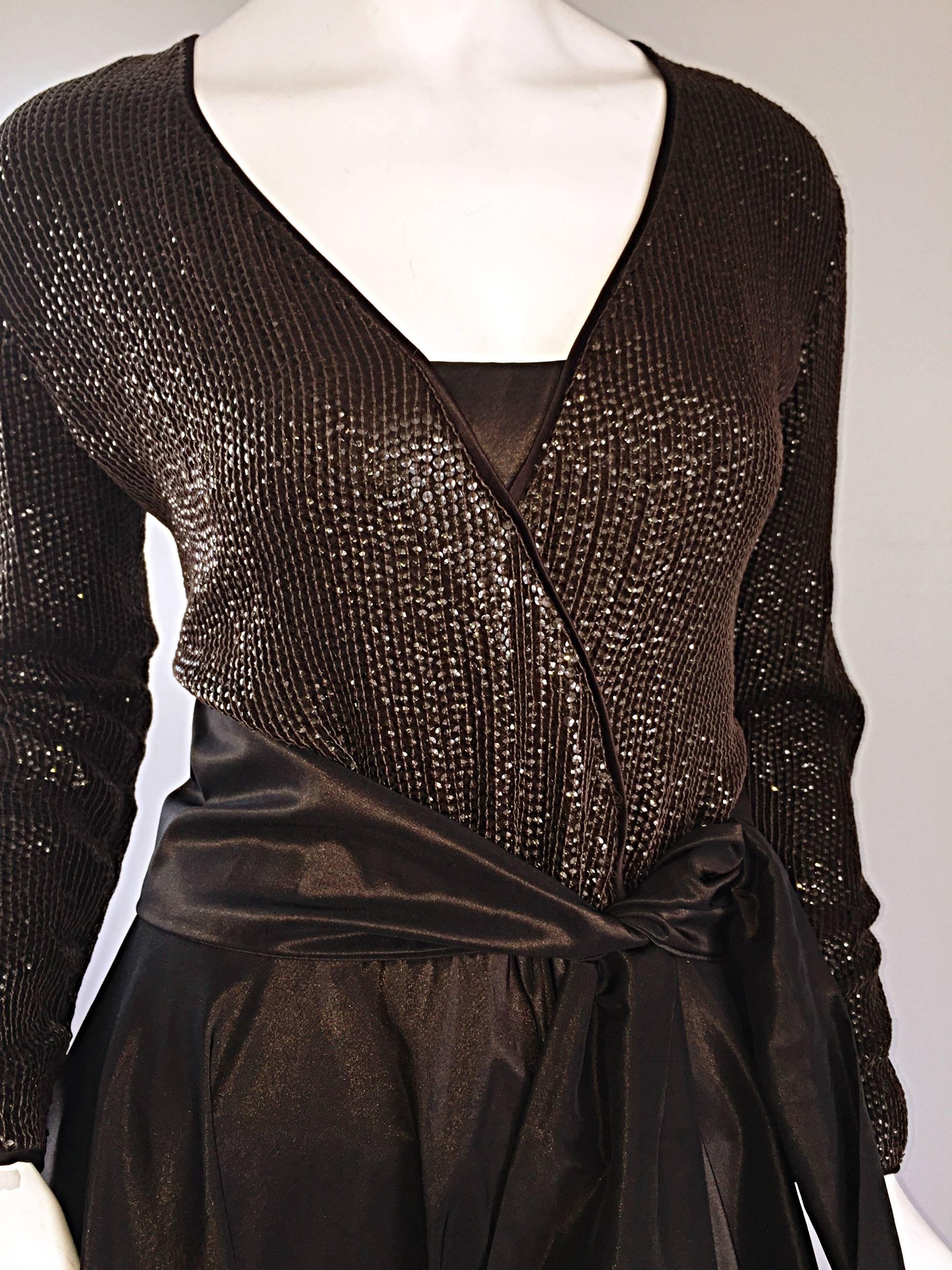 1990er Pamela Dennis Couture Größe 8 Vintage schokoladenbraun Pailletten-Taft-Kleid (Schwarz) im Angebot