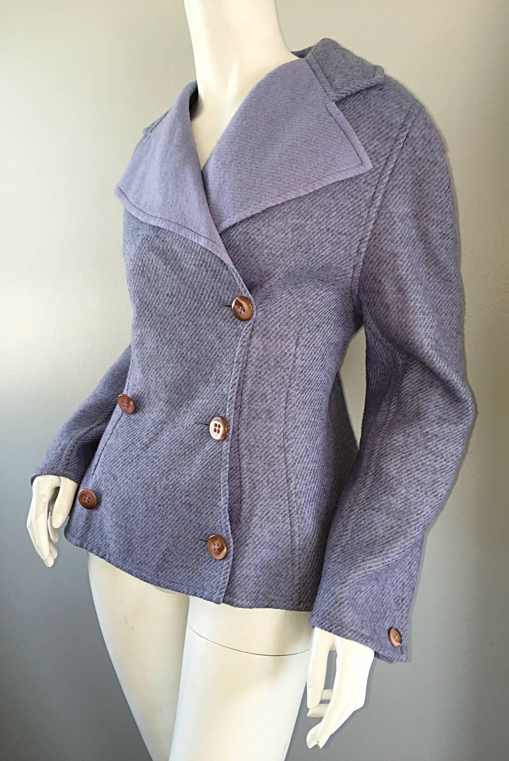 Bernard Perris Vintage Lilac Lavendar Purple Lambswool Peacoat Jacket Size 10 12 In Excellent Condition For Sale In San Diego, CA