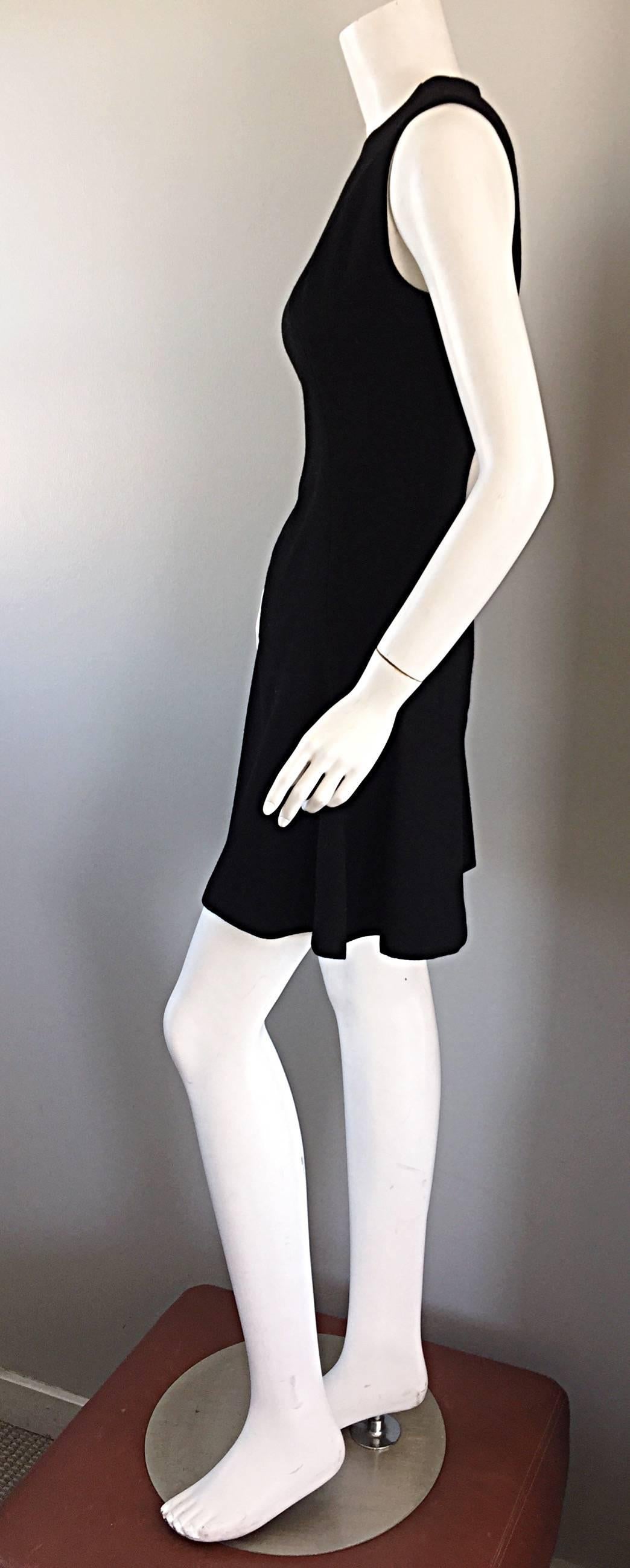 Women's 1960s Geoffrey Beene Trumpet Hem Mod Sleeveless Classic Black Vintage Dress 60s