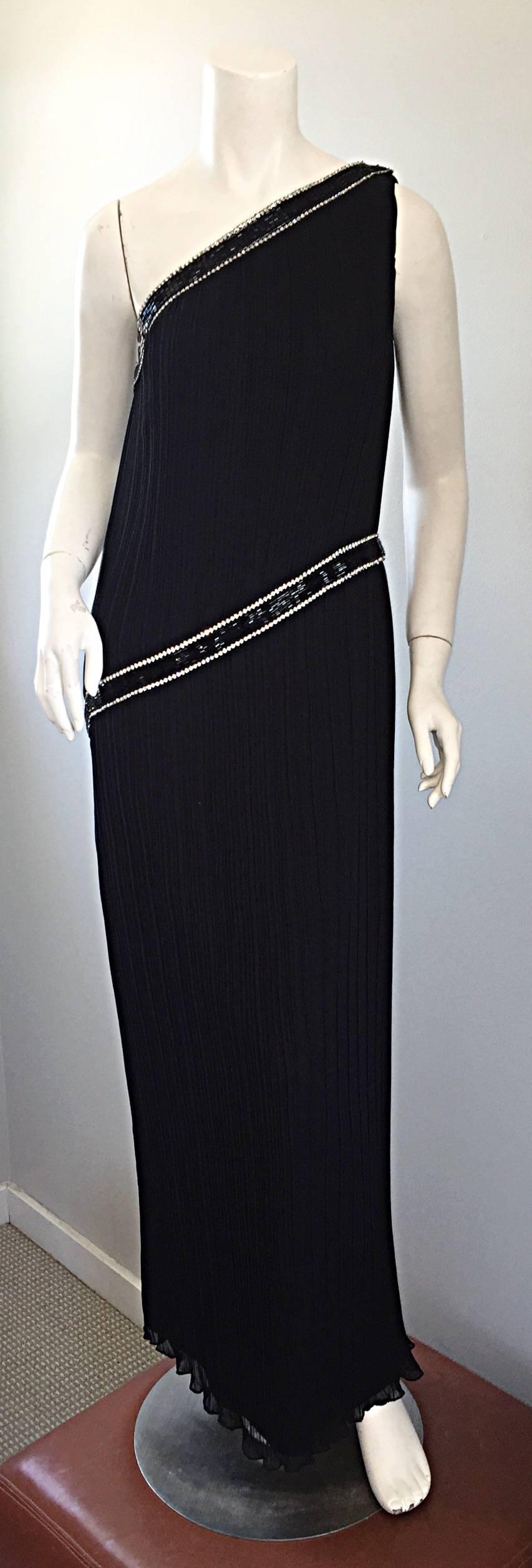 Jill Richards for I. Magnin Black Silk Plisse One Shoulder Rhinestone Gown Dress In Excellent Condition For Sale In San Diego, CA