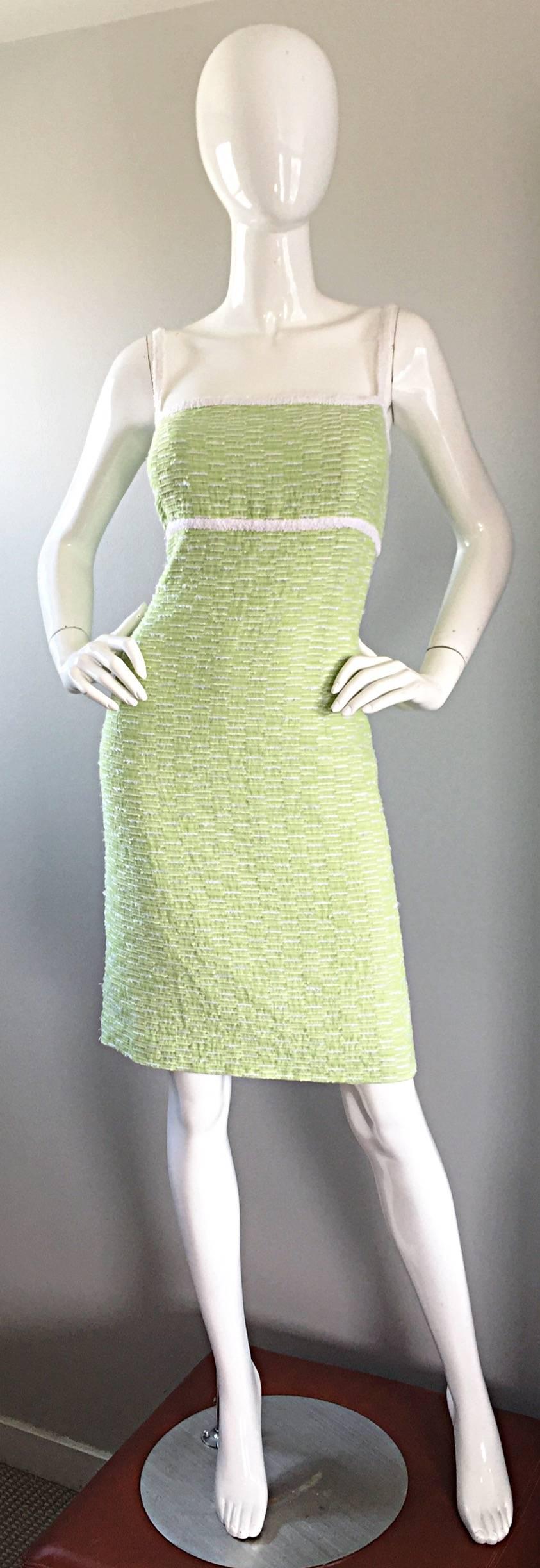 Escada Margaretha Ley Late 1990s Light Green White Boucle Size 452 12 - 14 Dress For Sale 2
