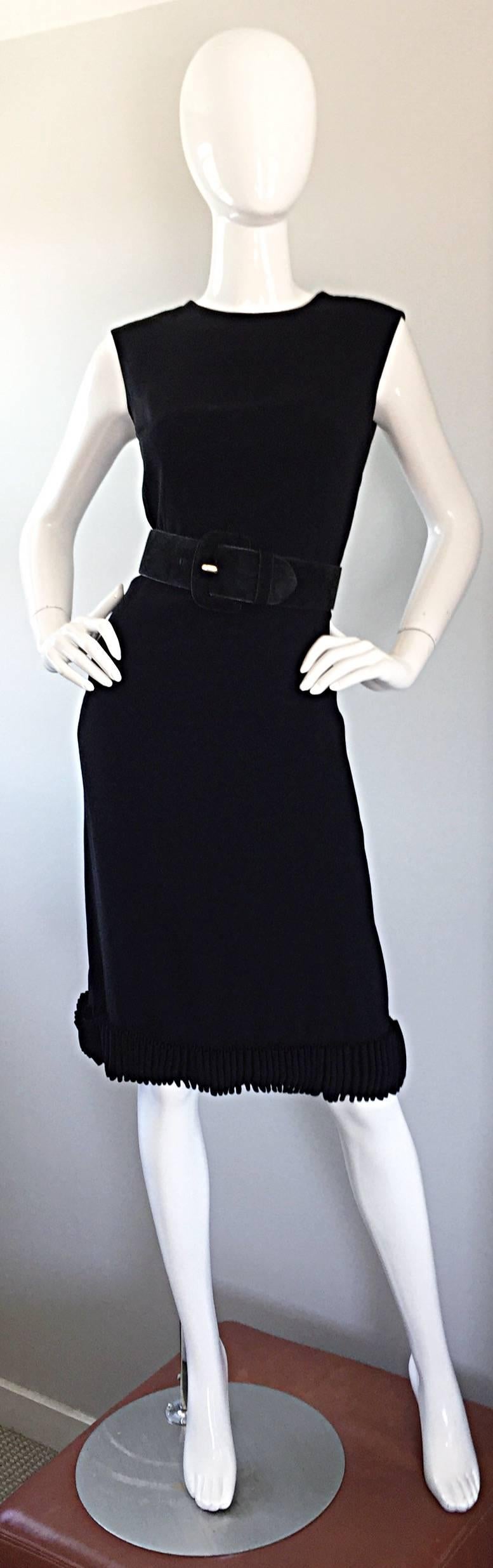 Women's Chic 1960s Shannon Rodgers Black Crepe Sleeveless Shift Dress w/ Ribbon Trim For Sale