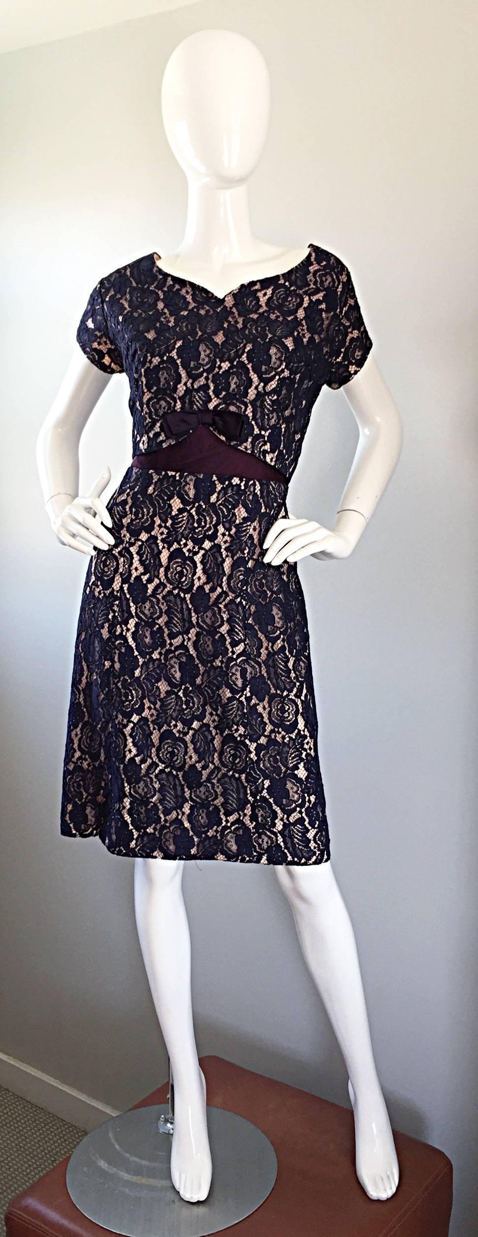 Beautiful 1950s 50s Navy Blue Lace & Nude Silk A - Line Fit & Flare Bow Dress 4