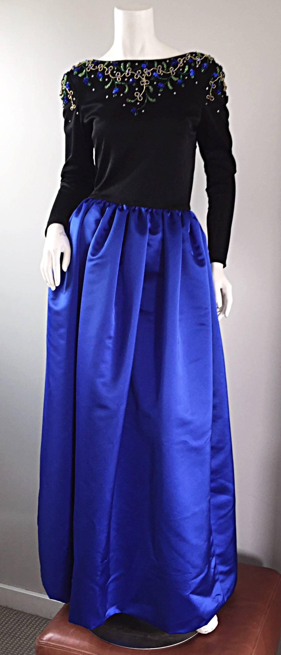 Women's Beautiful Vintage Victoria Royal Sapphire Blue Black Beaded Silk Evening Gown For Sale