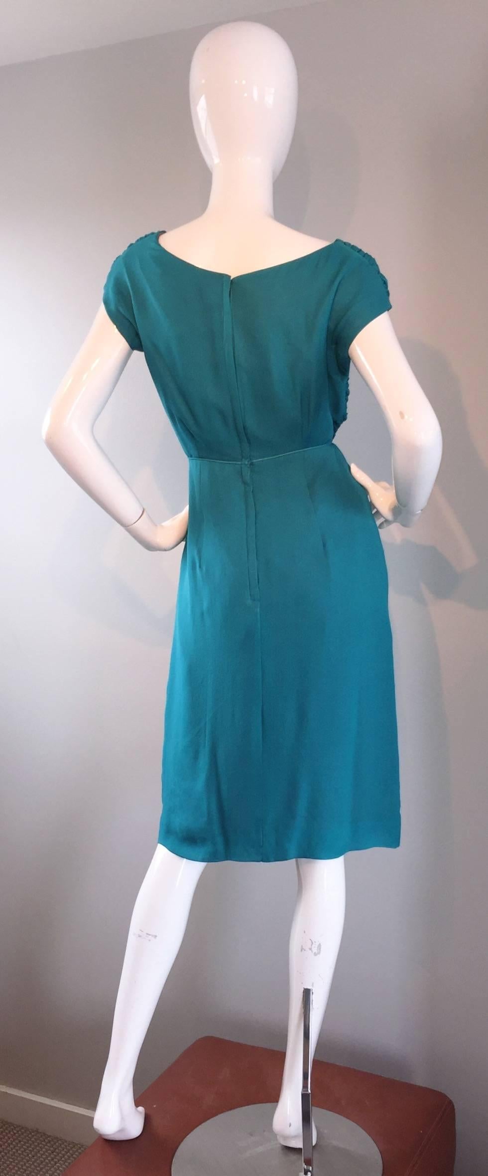1950s Elliette Lewis Teal Blue Silk Chiffon 50s Vintage Dress w/ Pleated Bodice For Sale 4