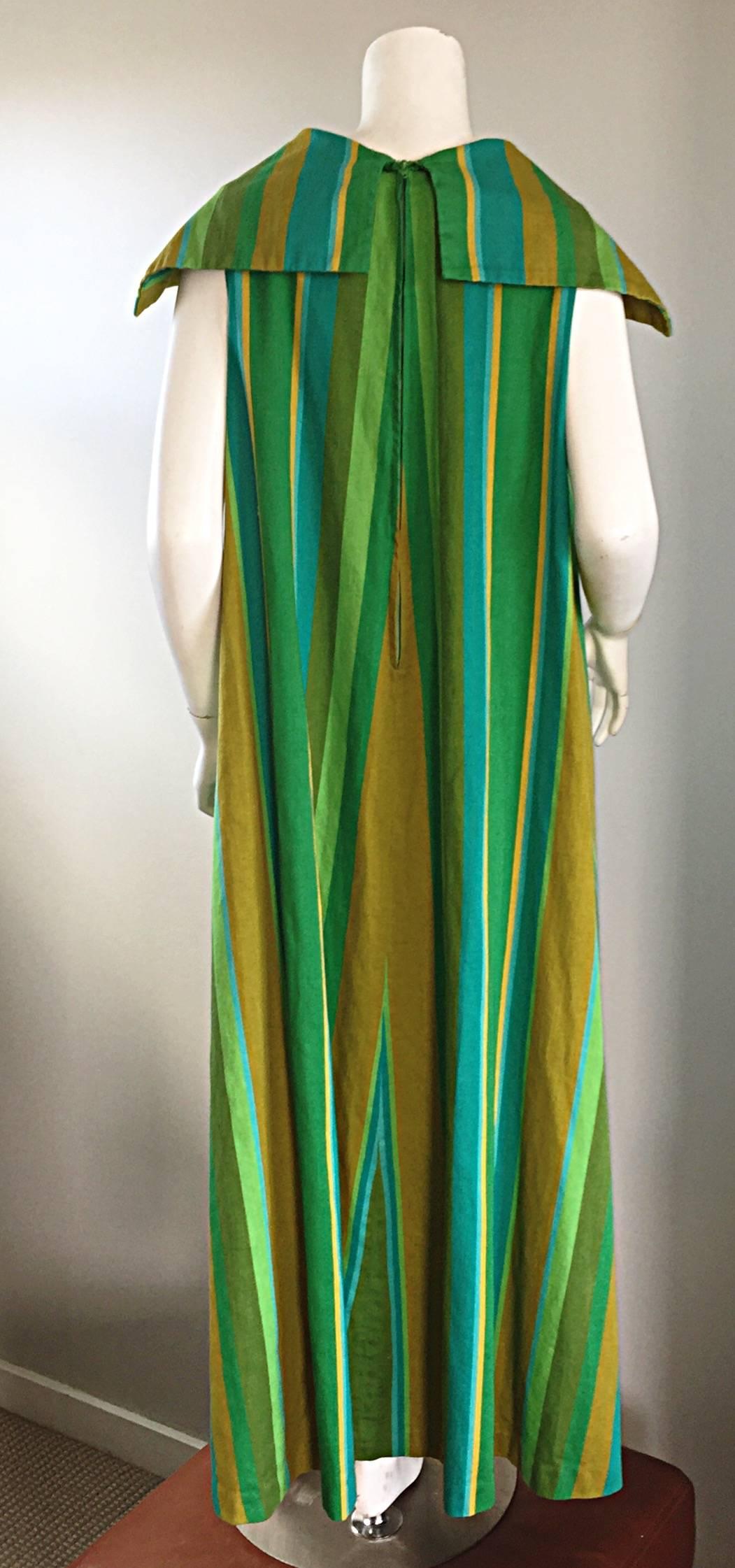 1960s Whims of California for Joseph Magnin Blue + Green 60s Caftan Maxi Dress In Excellent Condition In San Diego, CA