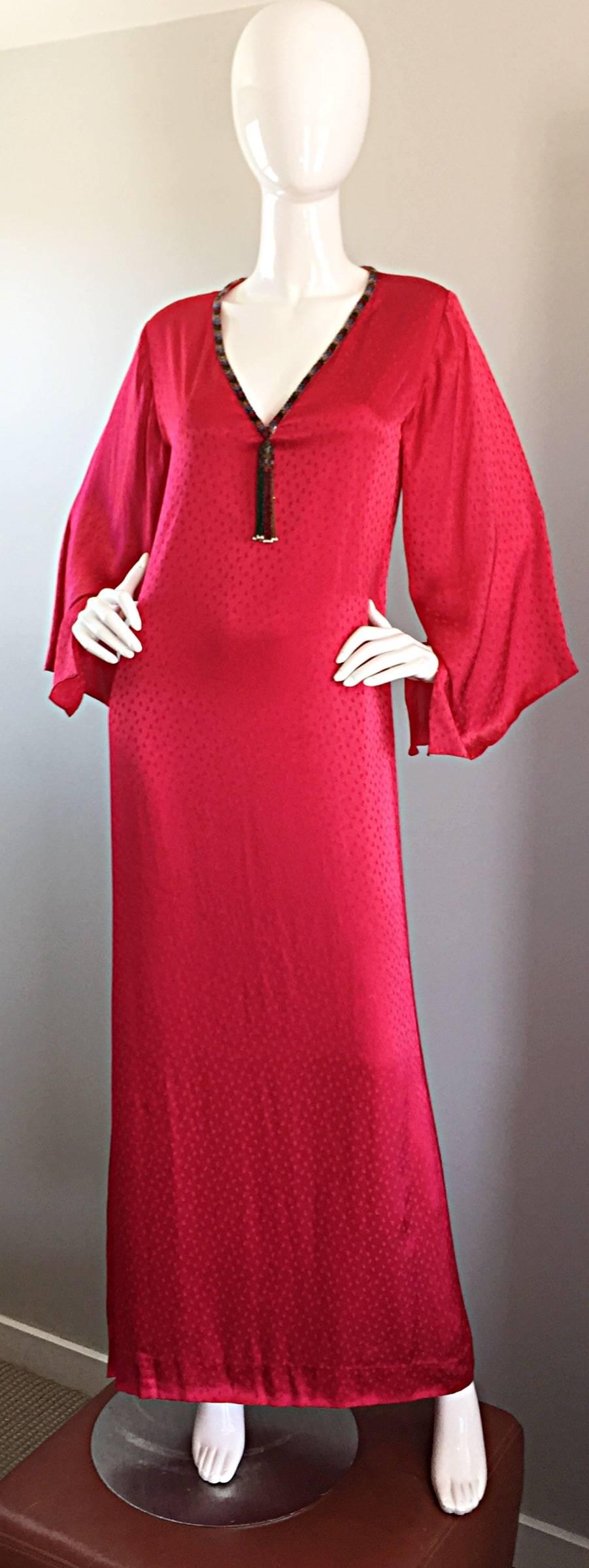 Incredible and rare vintage documented OSCAR DE LA RENTA (for SAKS 5th Avenue) red silk caftan from the iconic 1982 collection! There was a whole section of caftans from this collection in the ODLR exhibit at the De Young Museum! Words cannot even