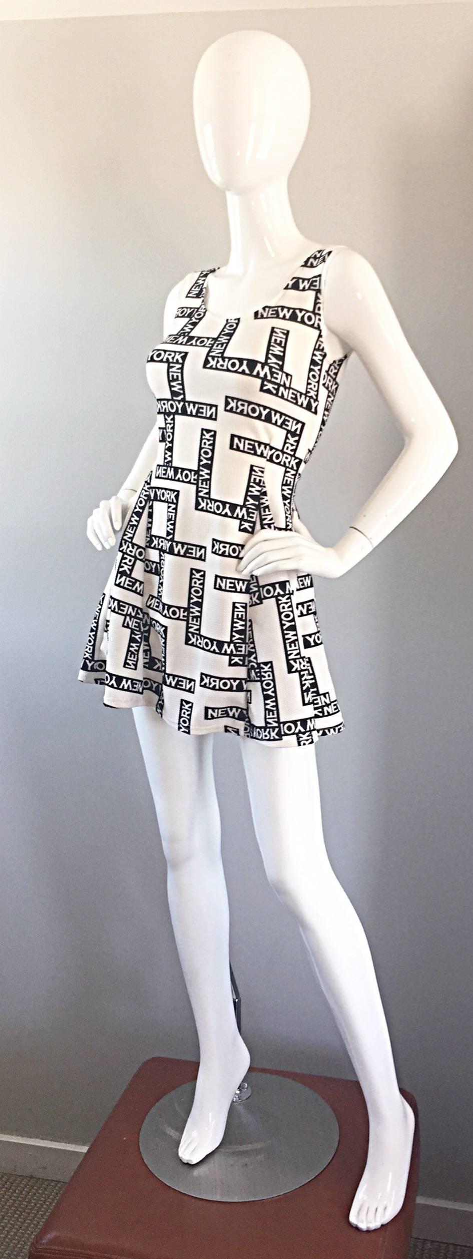 Women's Fiorella Rubino 1990s New York Black and White Vintage 90s Skater Mini Dress For Sale