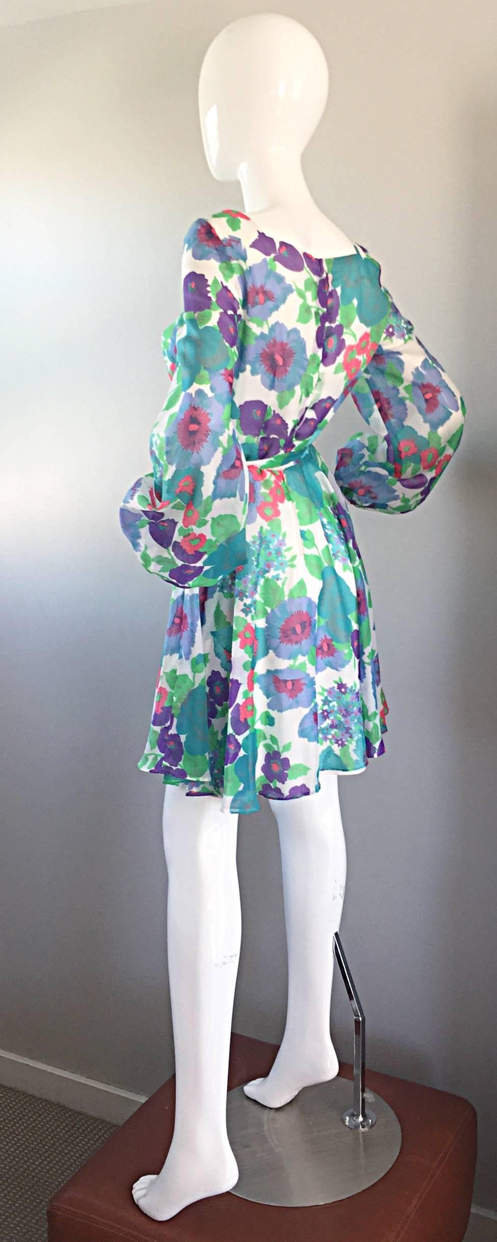 1960s Vintage Flower Printed Chiffon Blue, Purple, Green, Pink Babydoll Dress In Excellent Condition For Sale In San Diego, CA