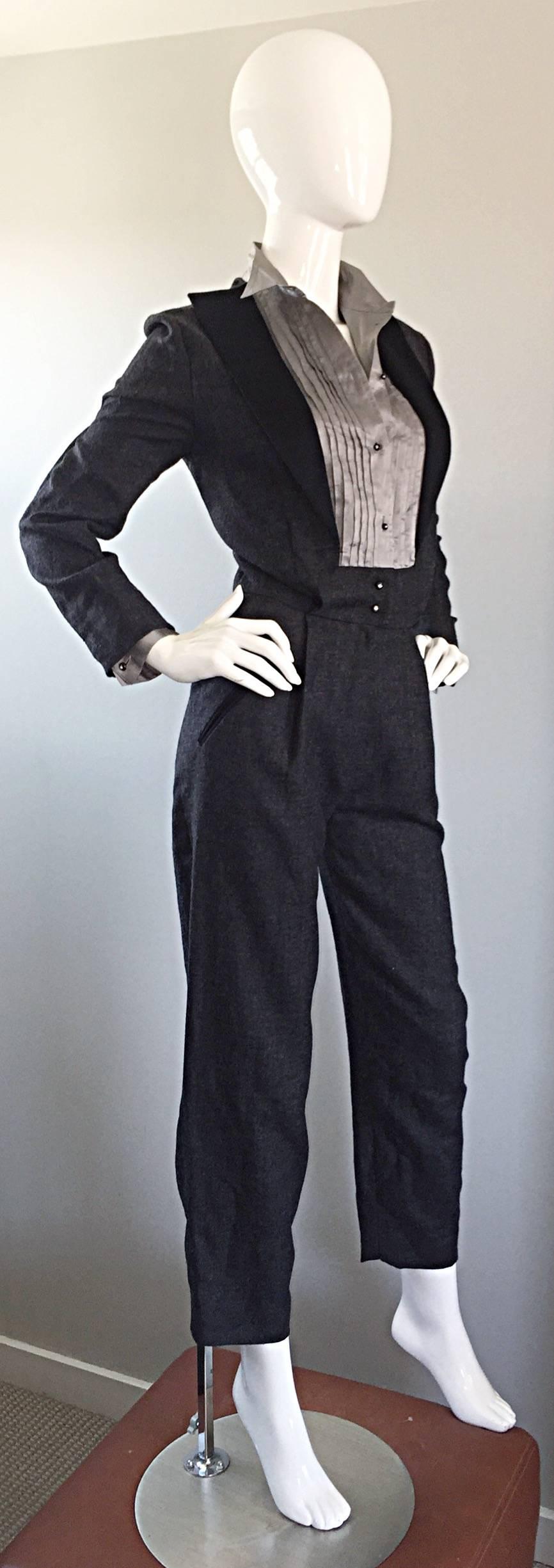 Alberta Ferretti 80s Early Vintage Charcoal Gray Vintage Tuxedo Jumpsuit Onesie en vente 2