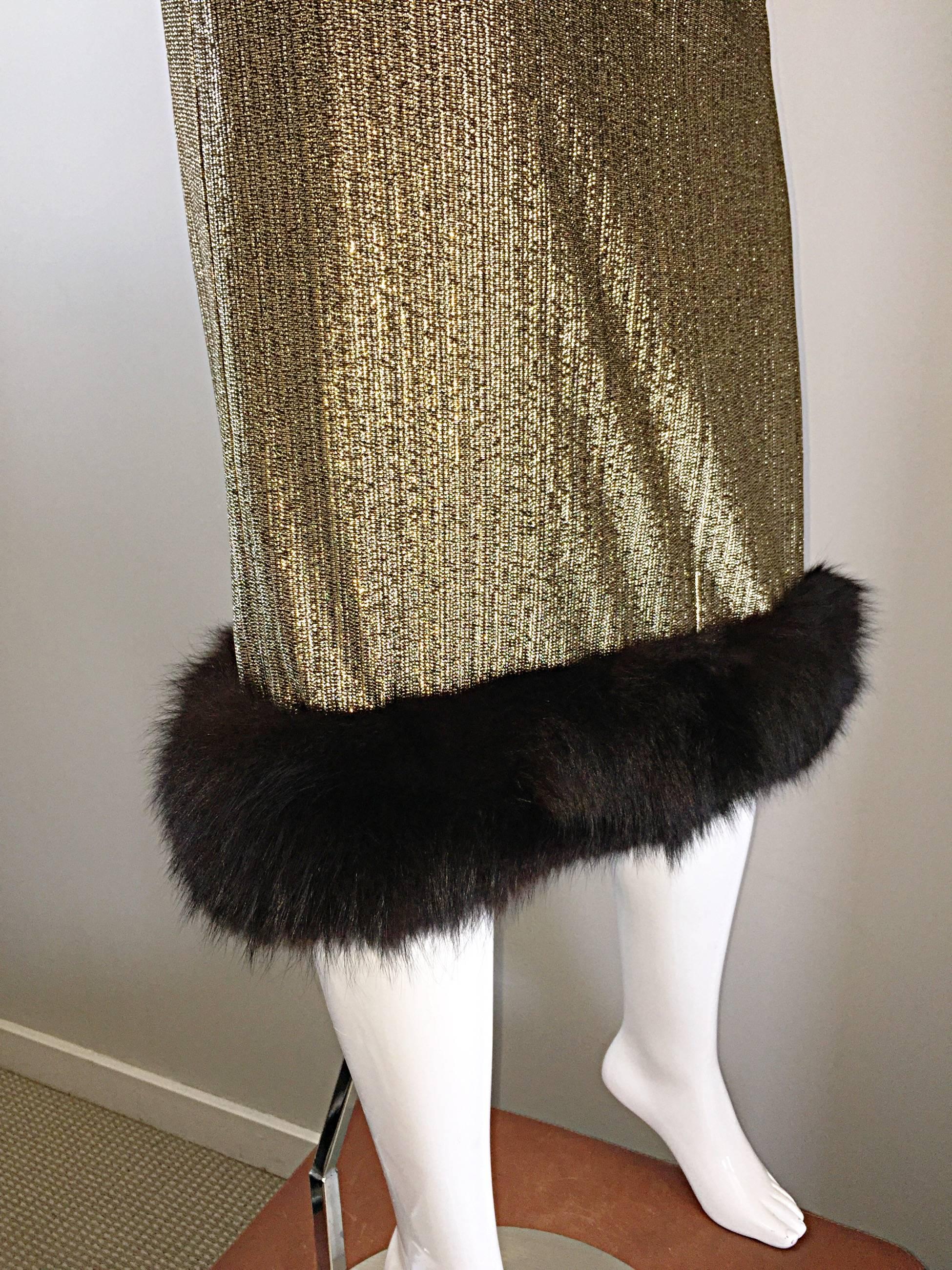 Magnifique robe de soirée vintage Jay Herbert en lurex doré et fourrure (années 1960) en vente 1