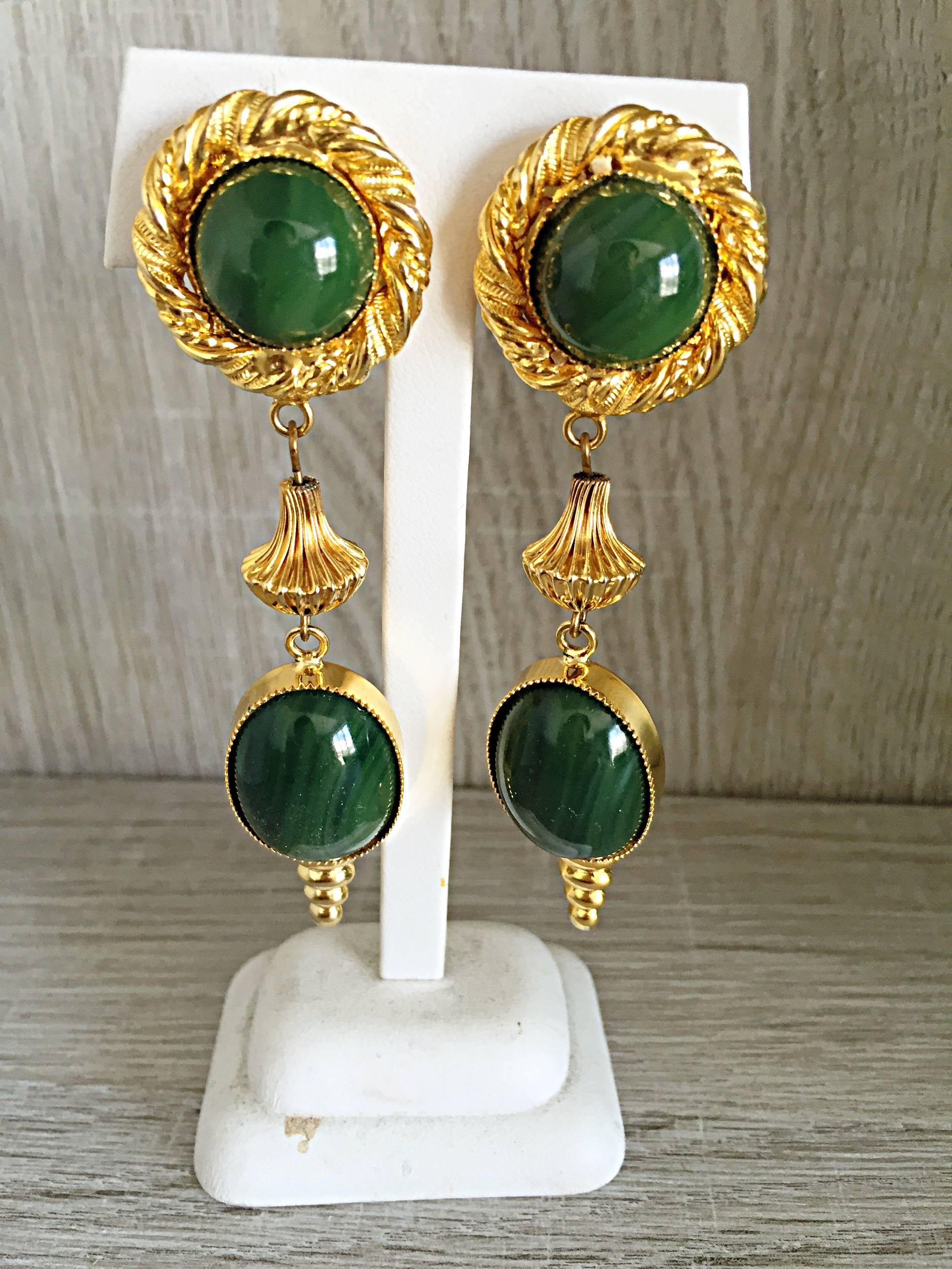 Women's 1970s William de Lillo Emerald Green + Gold Vintage Clip On Earrings Signed