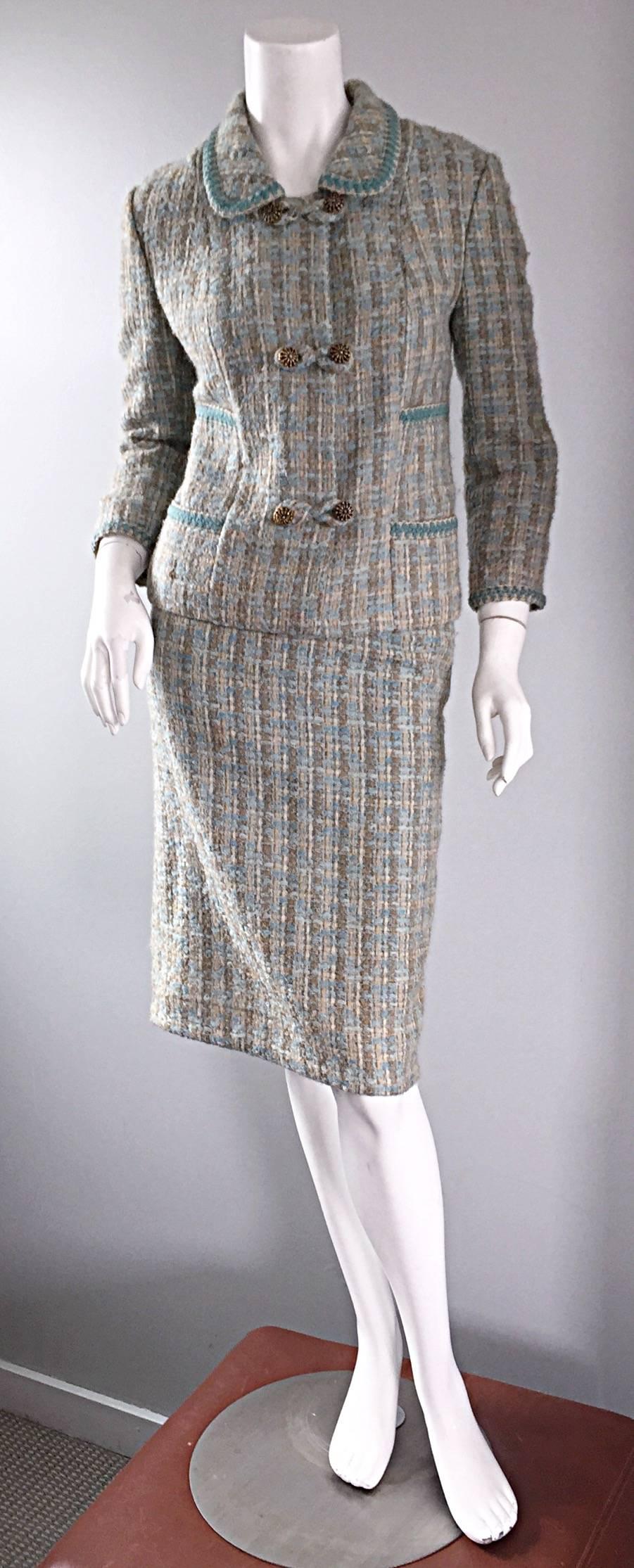 Chic vintage 1960s ROTH-LE COVER of California pale aqua blue and tan / beige wool tweed skirt and jacket suit! Effortlessly chic, with a Jackie Onasis vibe. Wonderful tailored fit. Two pockets at each side of the waist. Decorative brass buttons up