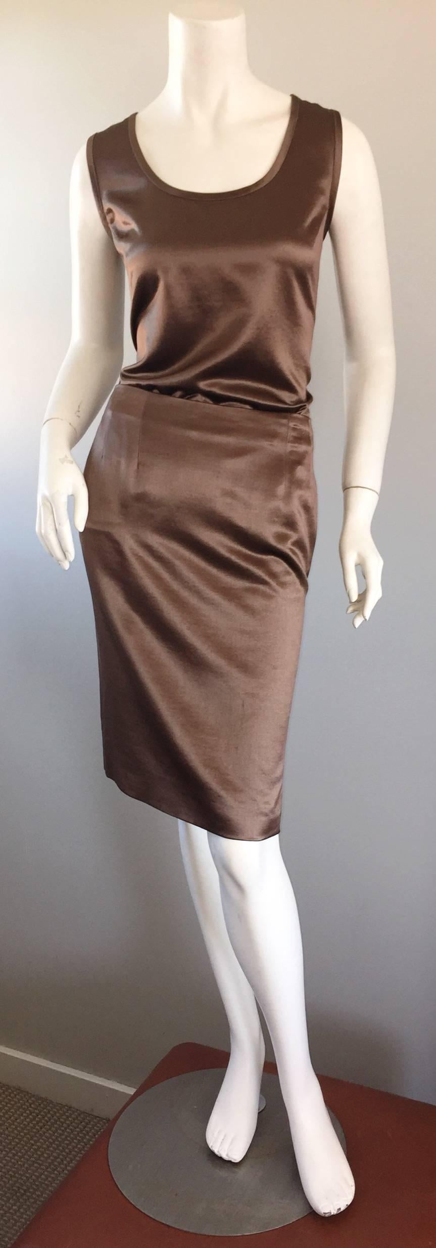 Chic vintage GEOFFREY BEENE for NEIMAN MARCUS brown silk fitted skirt and shell blouse, and slate gray / black matching jacket ensemble! Wonderful fitted silhouette one would expect from this celebrated American designer! Blouse and skirt look like