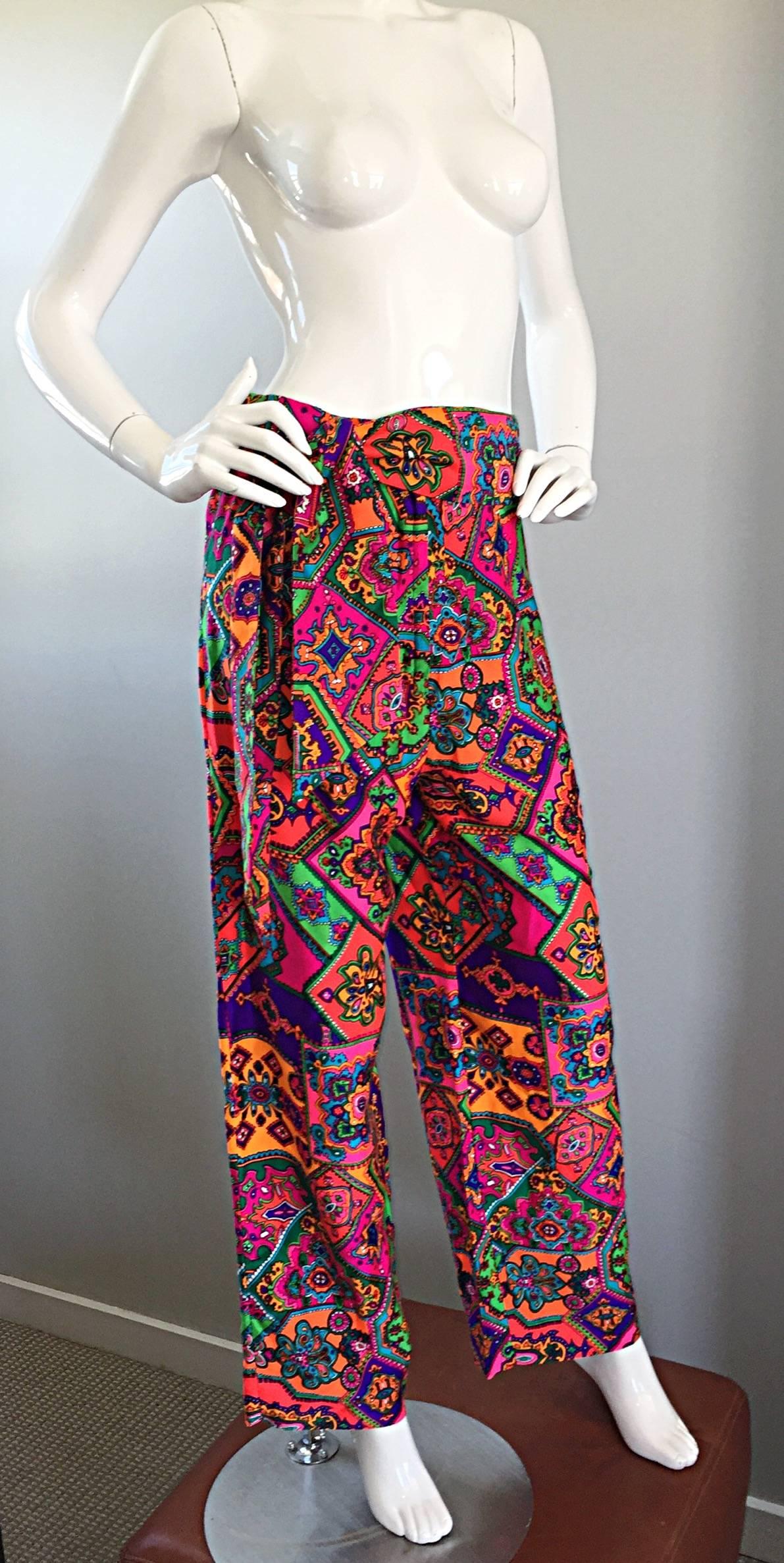 Women's Amazing 1970s Alex Coleman Colorful Gegometric 70s Paisley Belted Wide Leg Pants For Sale