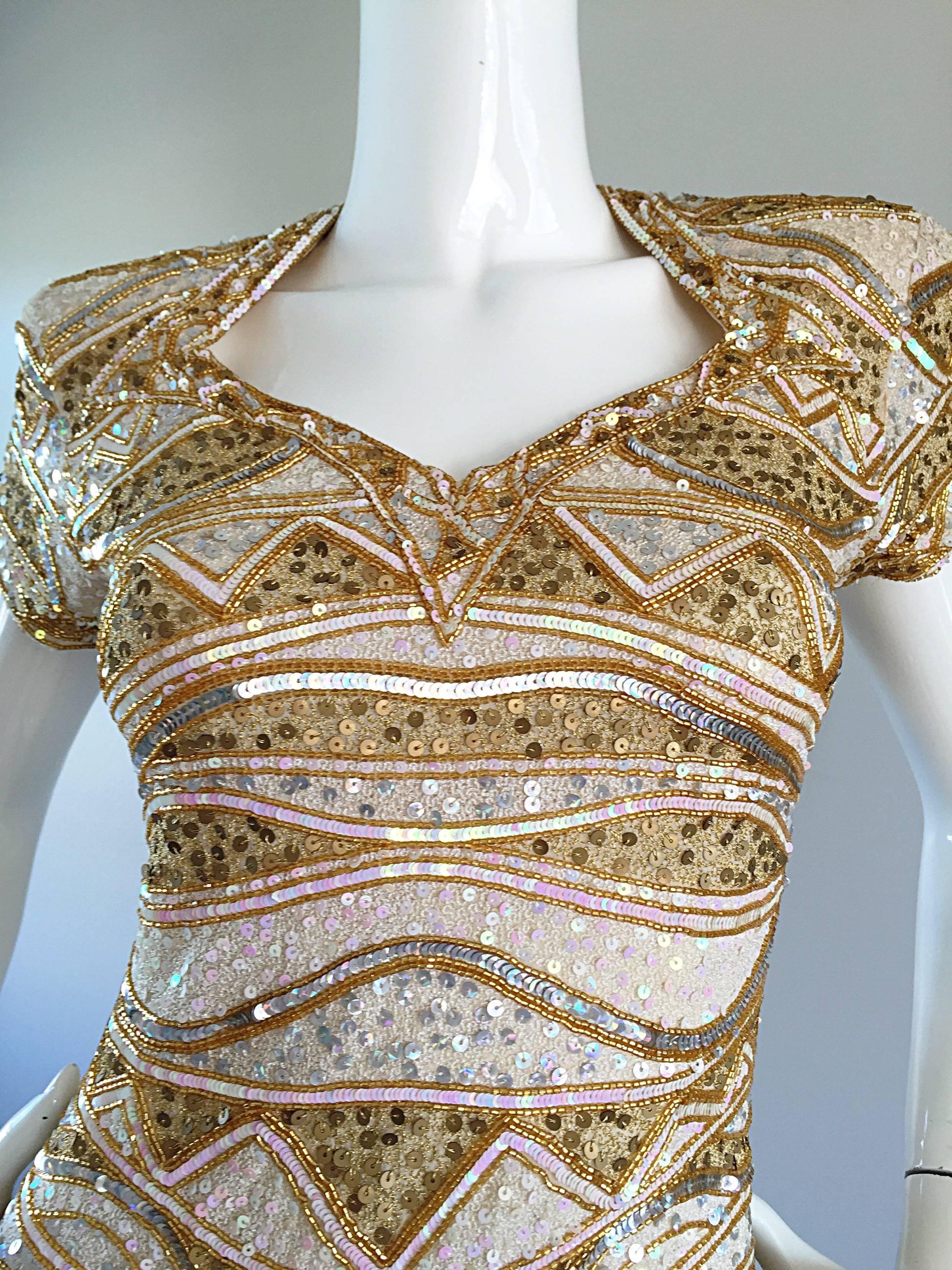 Beige Naeem Khan Riazee Vintage Open Back Sequin + Beaded Bodycon Size 6 Wiggle Dress For Sale