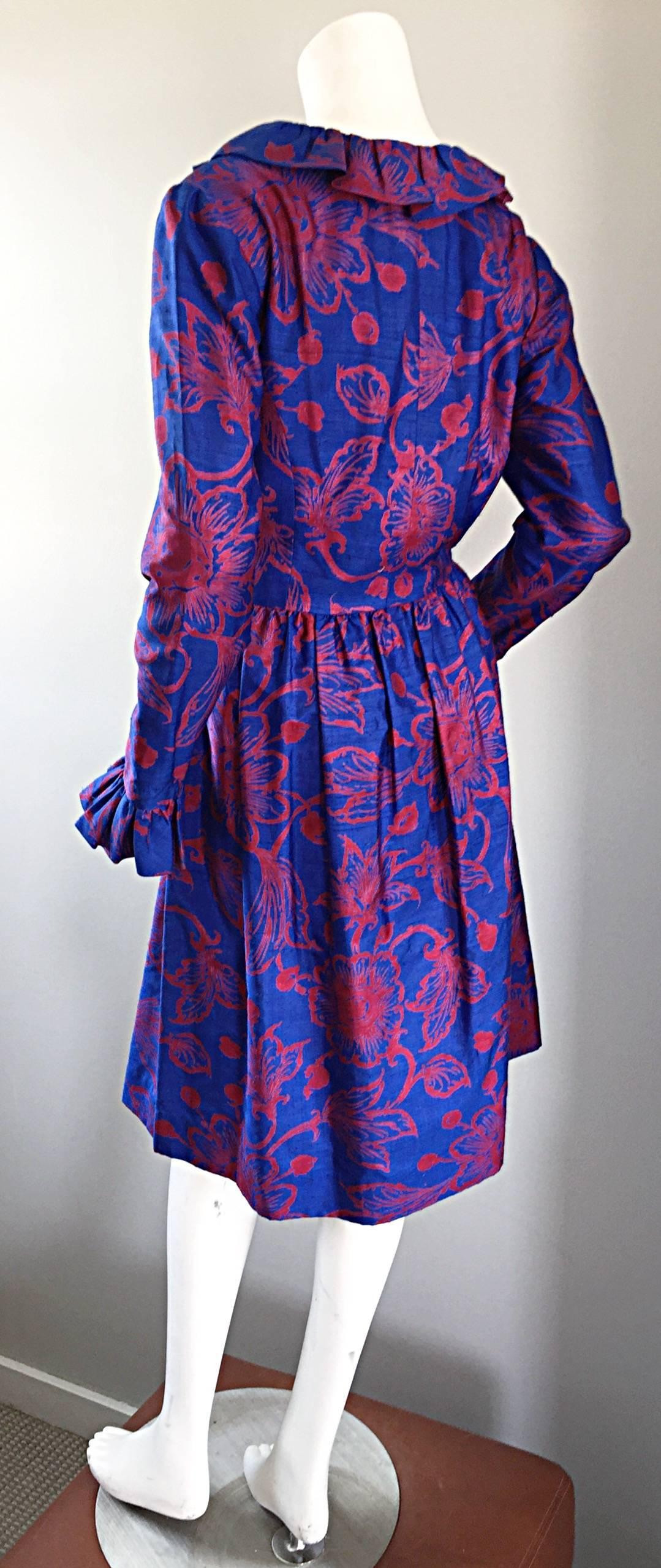 1960s Yen Yen of Malaya Blue & Red Silk Vintage Ruffle 60s Flower Thai Dress For Sale 1