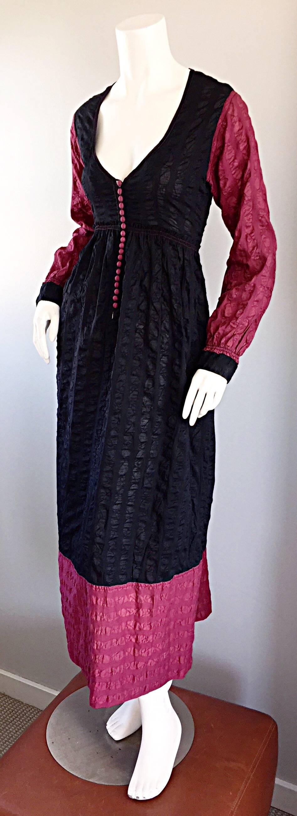 JEAN MUIR Vintage 1970s Raspberry + Black Textured Cotton Long Sleeve Maxi Dress In Excellent Condition In San Diego, CA