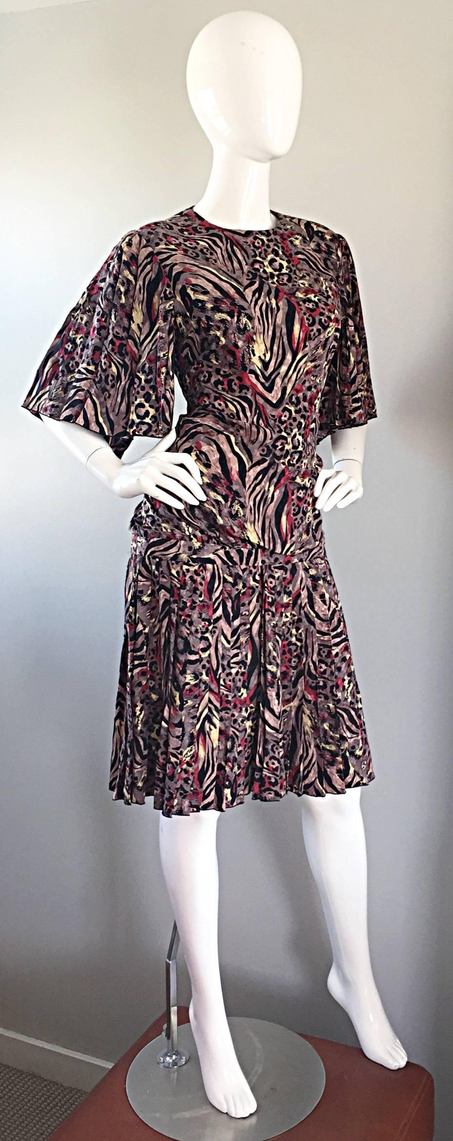 Vintage Richilene Leopard und Zebra Print 1980s does 1920s Flapper Style Kleid Damen im Angebot