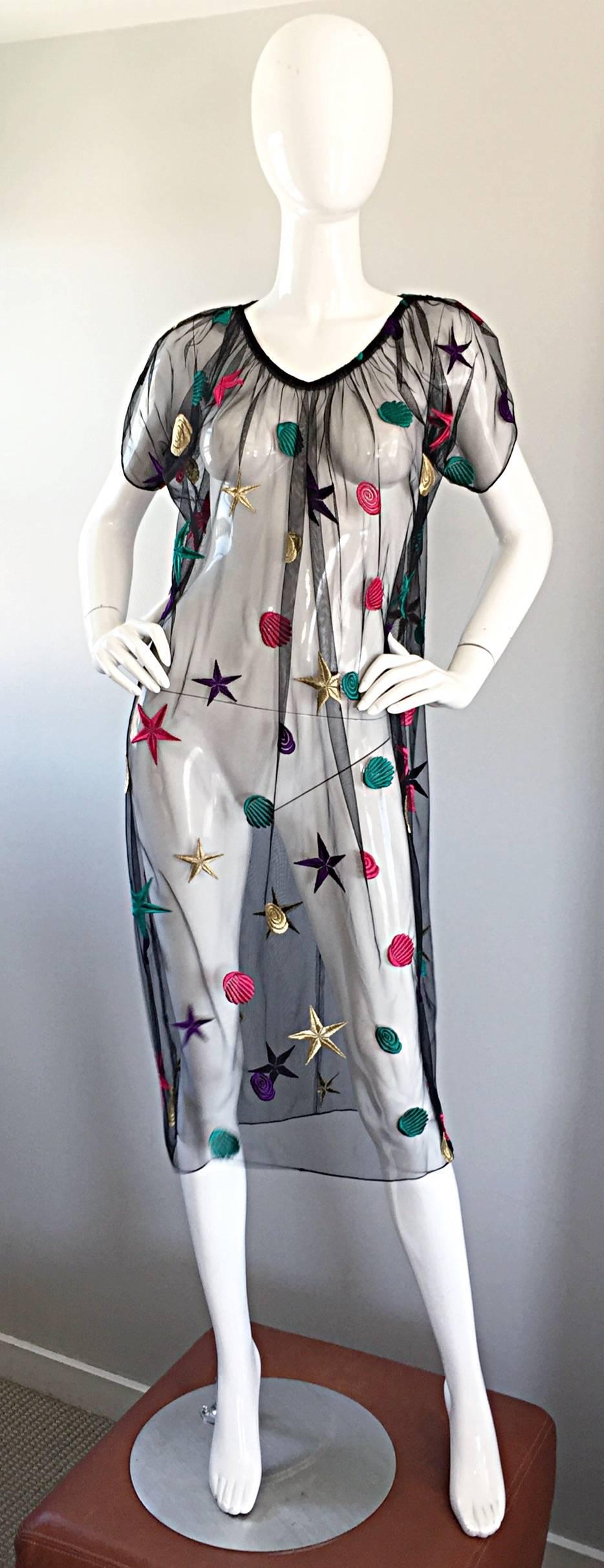 Holly's Harp Vintage ' Stars and Shells ' Rare Colorful Boho Dress & Overlay Set In Excellent Condition In San Diego, CA