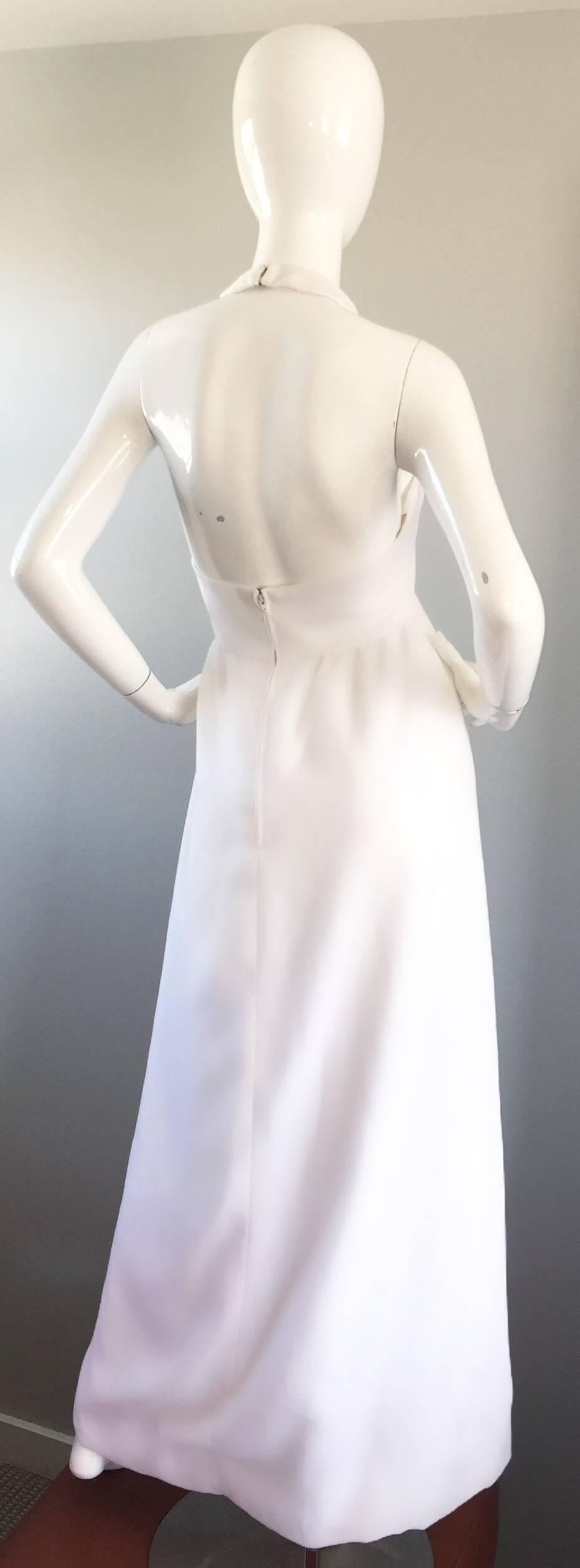 Mollie Parnis Vintage 1970s White Linen 70s Halter Neck Boho Maxi Dress  In Excellent Condition In San Diego, CA