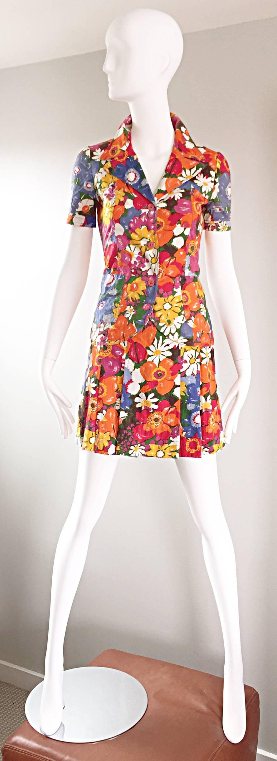 1960s Zibaut French Mod Colorful Flower Cotton Blouse & Skirt Vintage Dress Set For Sale 1