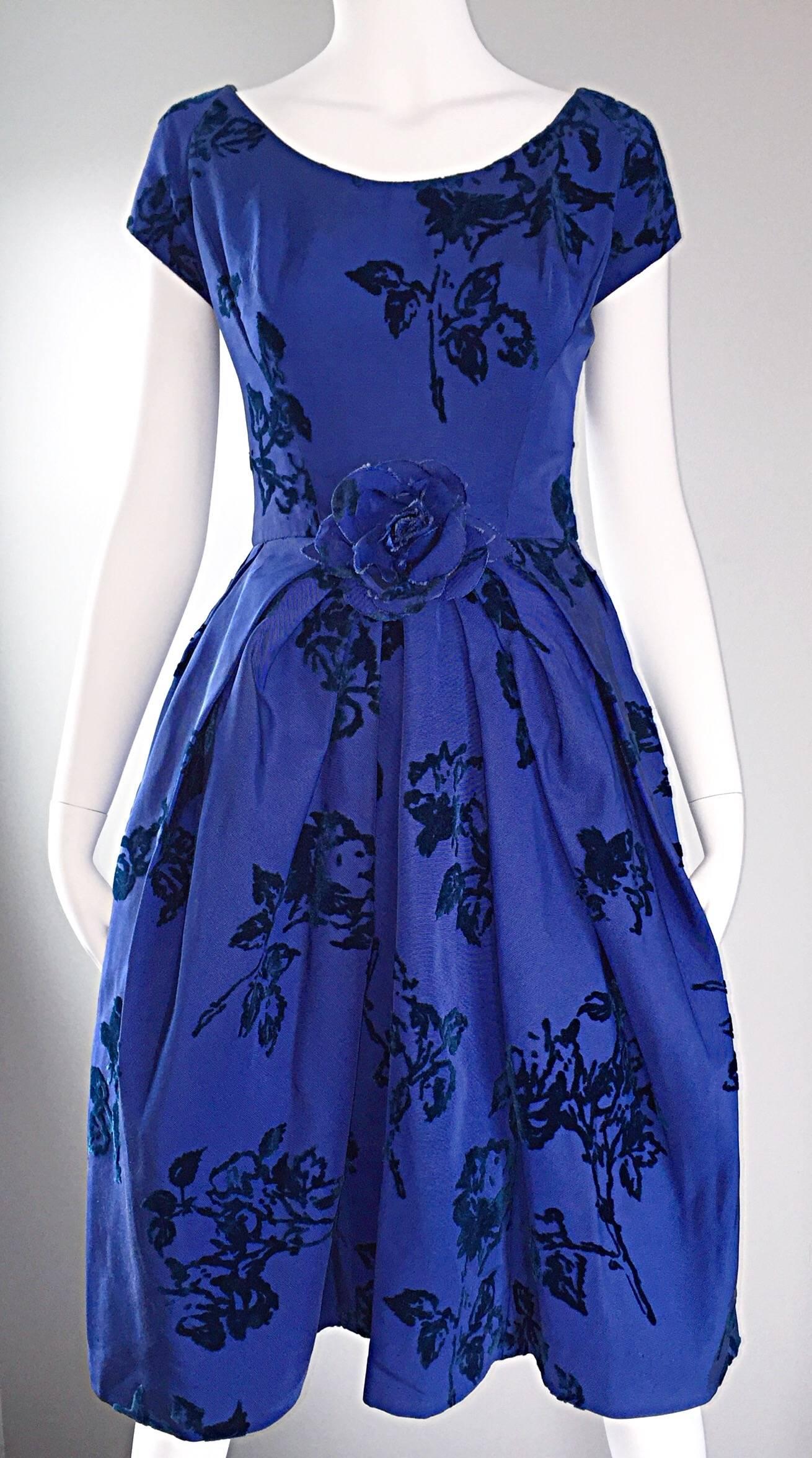 Women's Demi Couture Royal Blue Silk Flower Abstract Vintage Dress, 1950s For Sale
