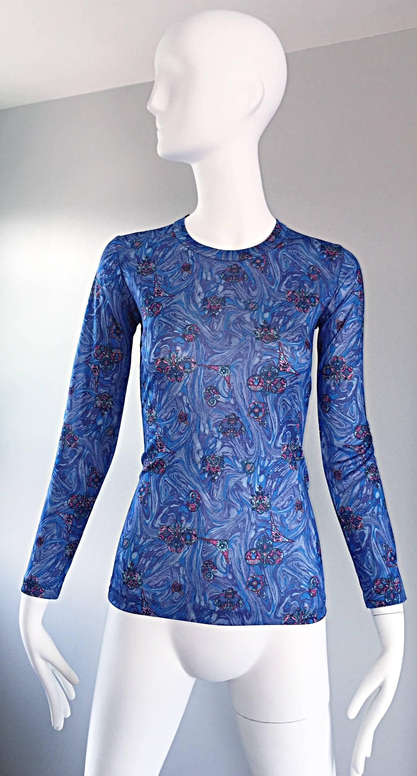 1970s Givenchy Vintage Fitted Jersey Blue Watercolor Swirls Blouse Top For Sale 5