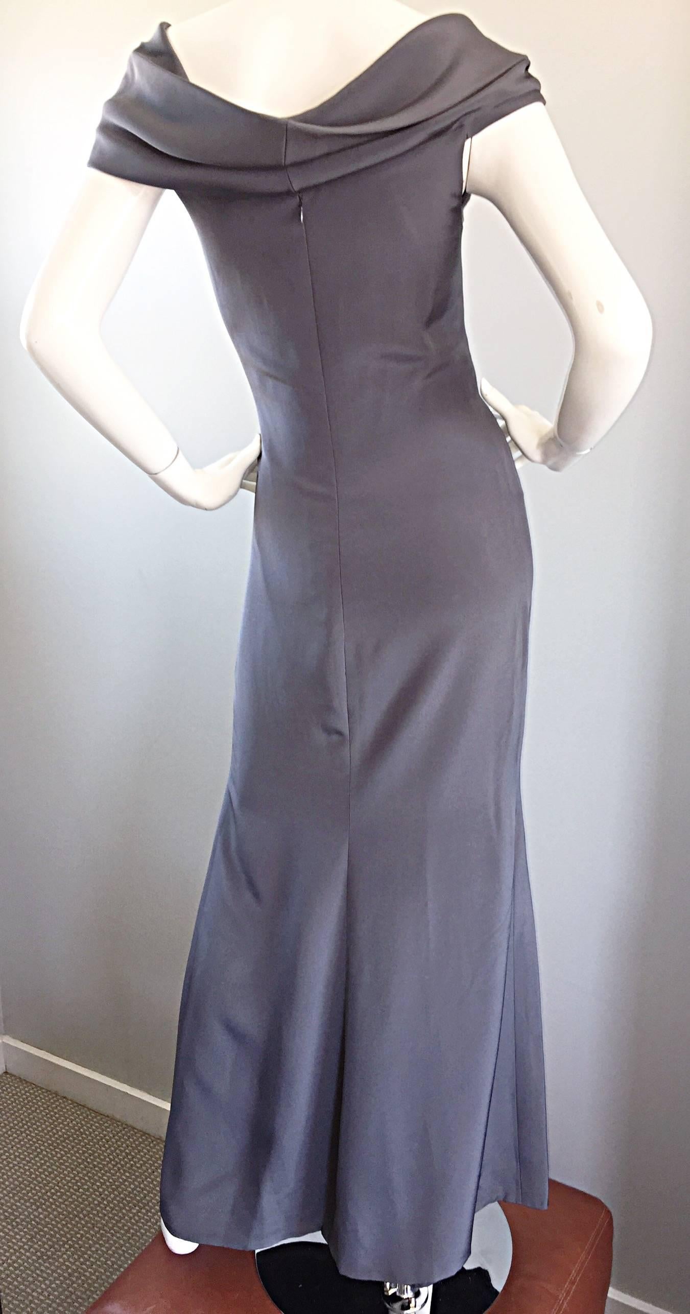 1990s Bill Blass Vintage French Dove Gray Off Shoulder Silk Jersey Evening Gown In Excellent Condition For Sale In San Diego, CA