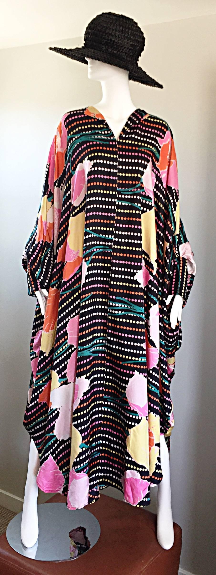 Amazing Vintage Lois Myers 1970s 70s Polka Dots and Flowers Caftan Maxi Dress 5