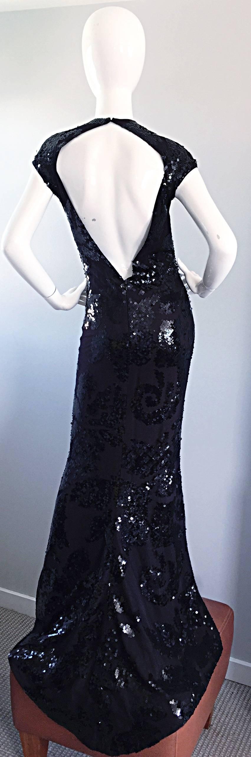 Halston NWT $12k Vintage Size 6 Open Back Black Silk Sequin Gown Dress For Sale 2
