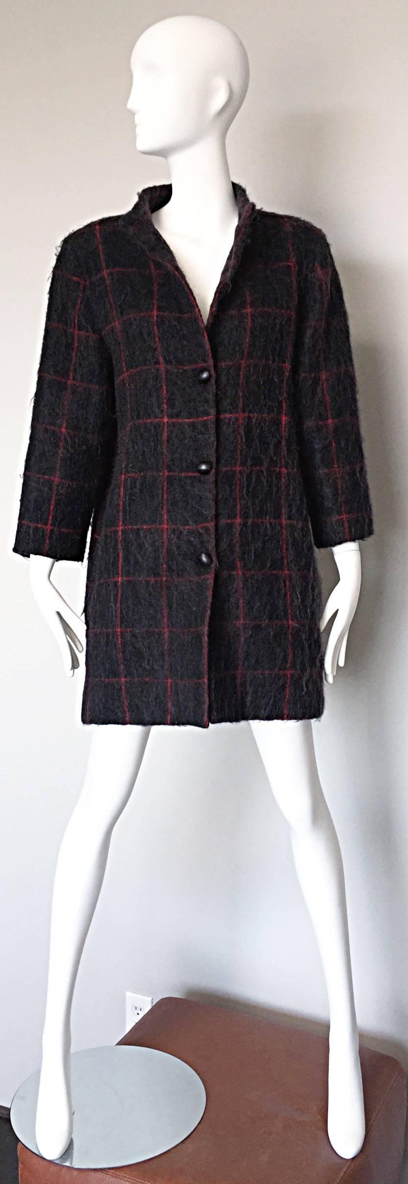 Gray Vintage Geoffrey Beene Beene Bag Grey + Red Plaid Mohair Wool Swing Jacket Coat For Sale