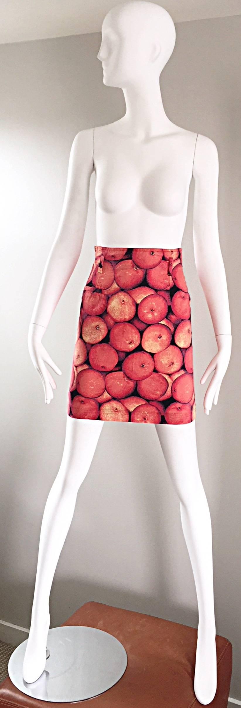 Amazing Vintage Mondi Novelty ' Oranges ' 3 - D Print High Waisted 1990s Skirt For Sale 3