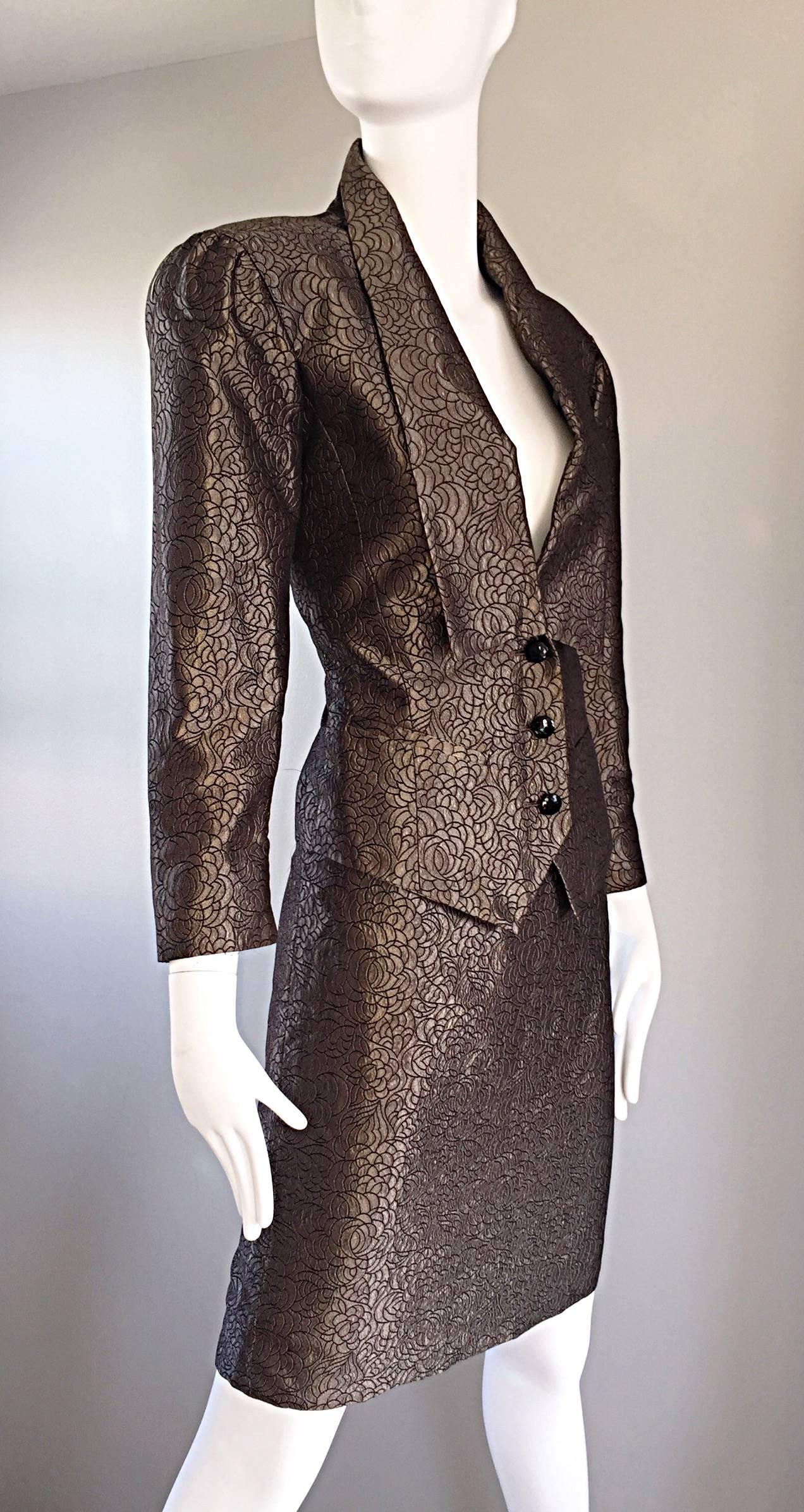 Women's or Men's Ted Lapidus Haute Couture Vintage Taupe Bronze Metallic Fitted Skirt Suit Sz 36 For Sale
