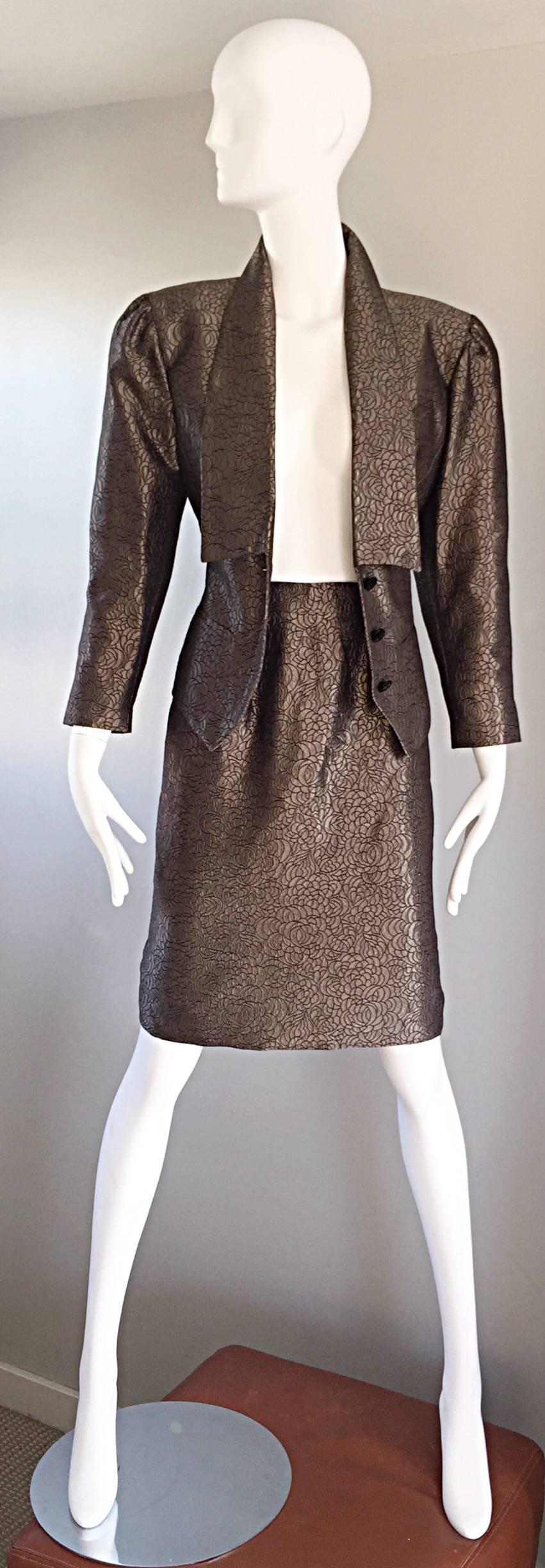 Ted Lapidus Haute Couture Vintage Taupe Bronze Metallic Fitted Skirt Suit Sz 36 In Excellent Condition For Sale In San Diego, CA
